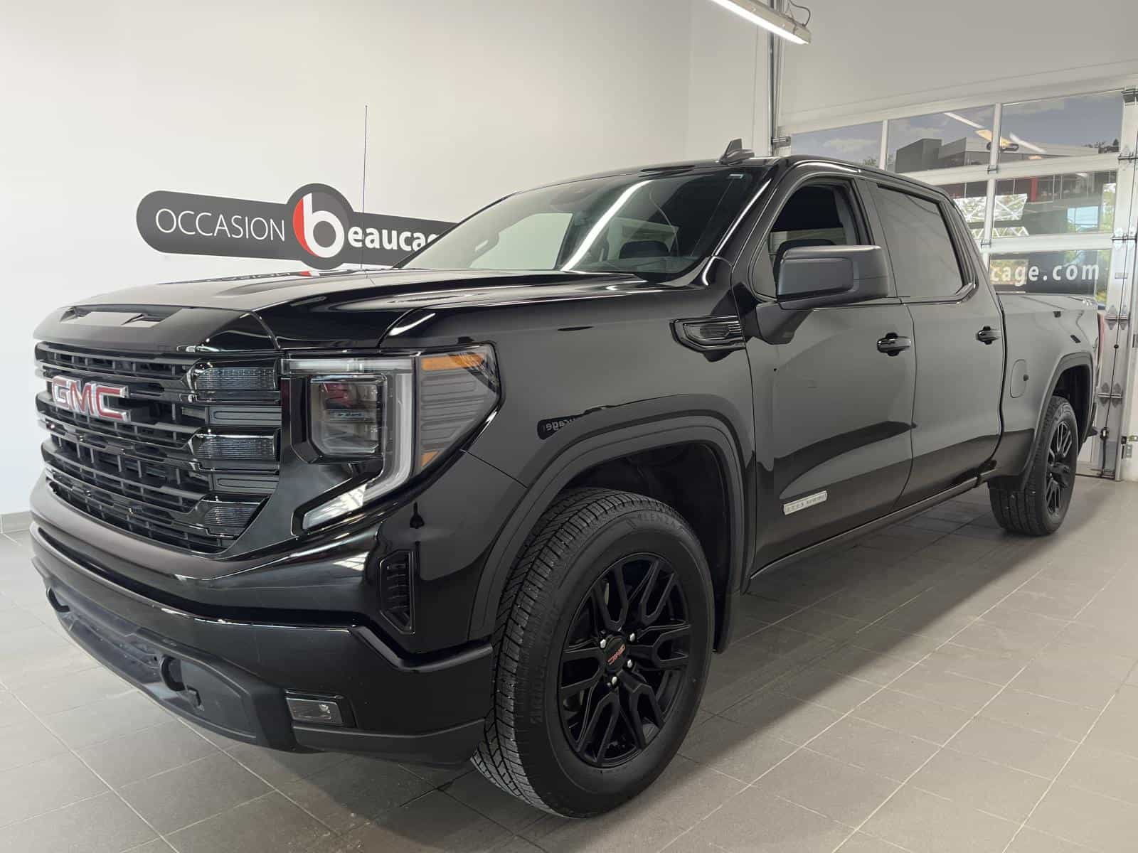 2024 GMC Sierra 1500 Elevation - Image 1