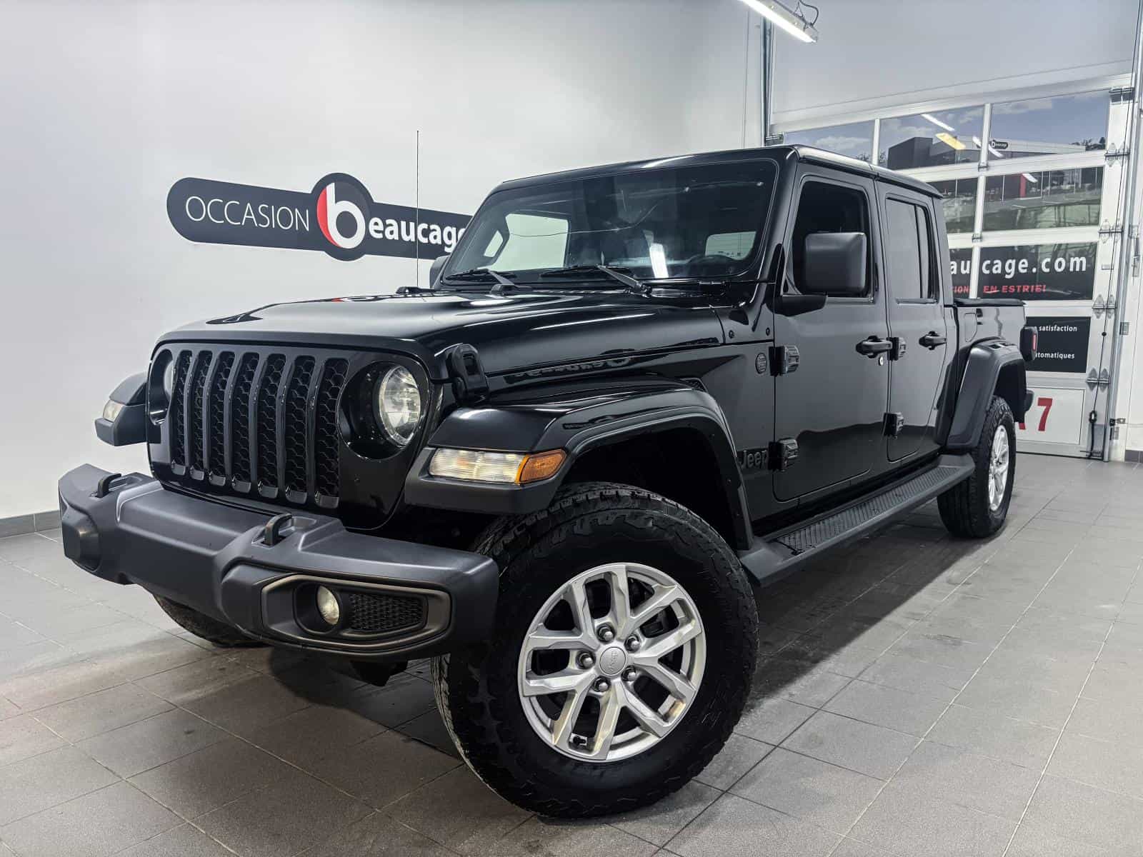 2023 Jeep Gladiator Sport S - Image 1