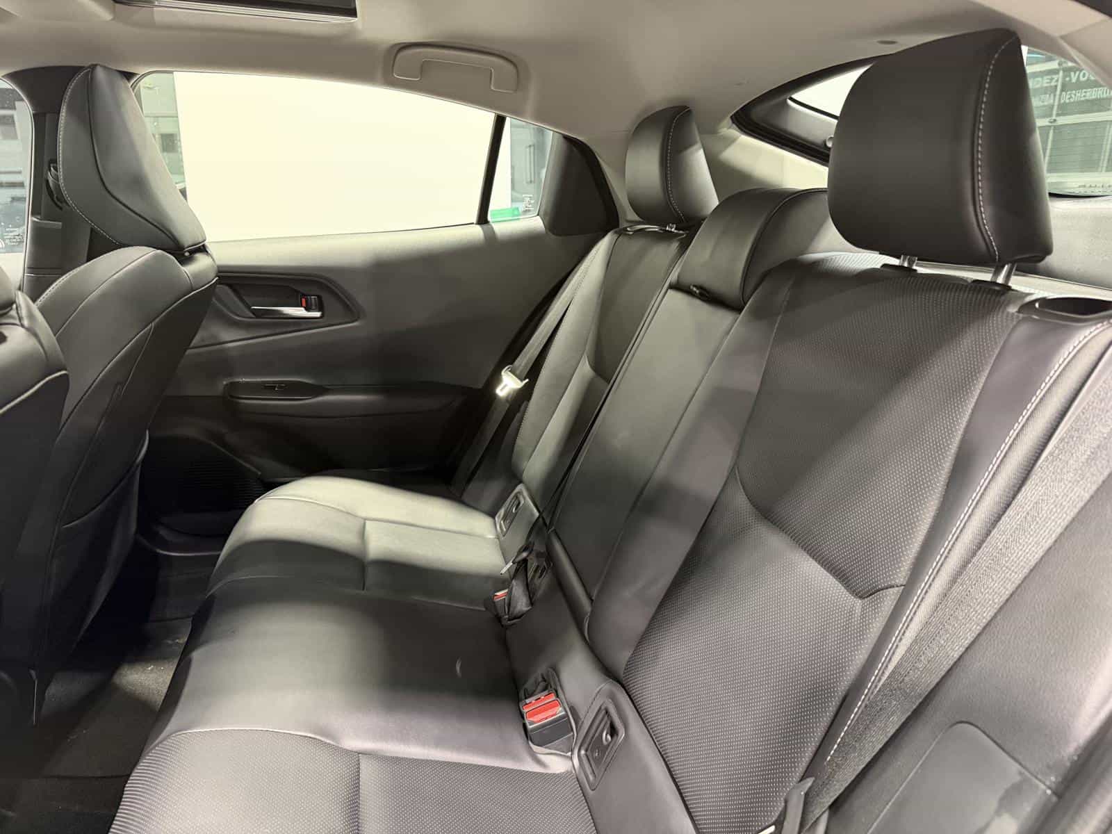 2023 Toyota Prius Limited - Image 8