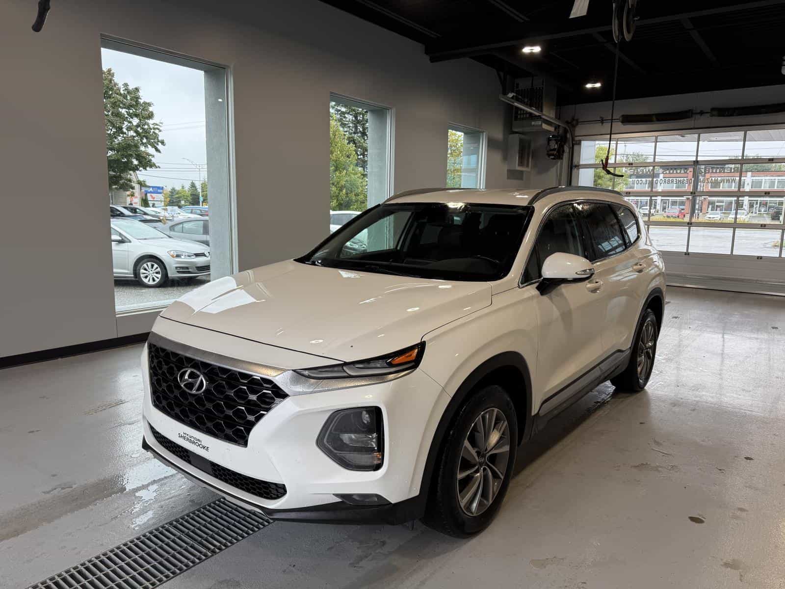 2020 Hyundai Santa Preferred 2.4 - Image 1