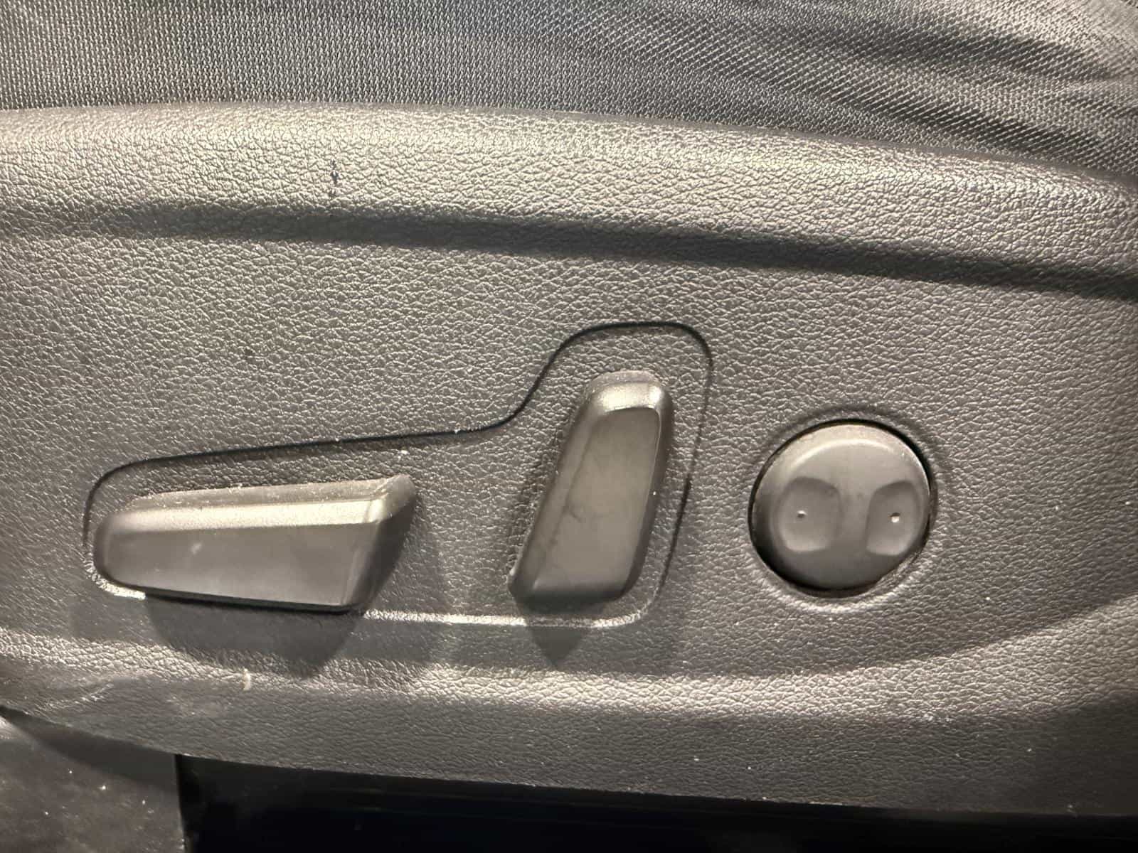 2020 Hyundai Santa Preferred 2.4 - Image 11