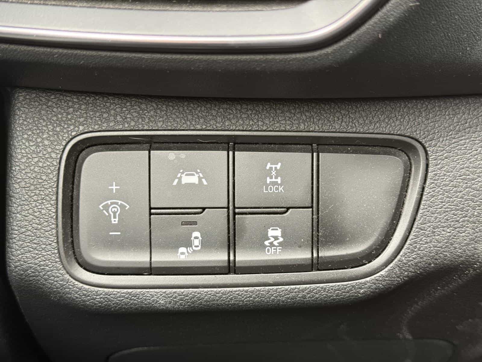 2020 Hyundai Santa Preferred 2.4 - Image 12