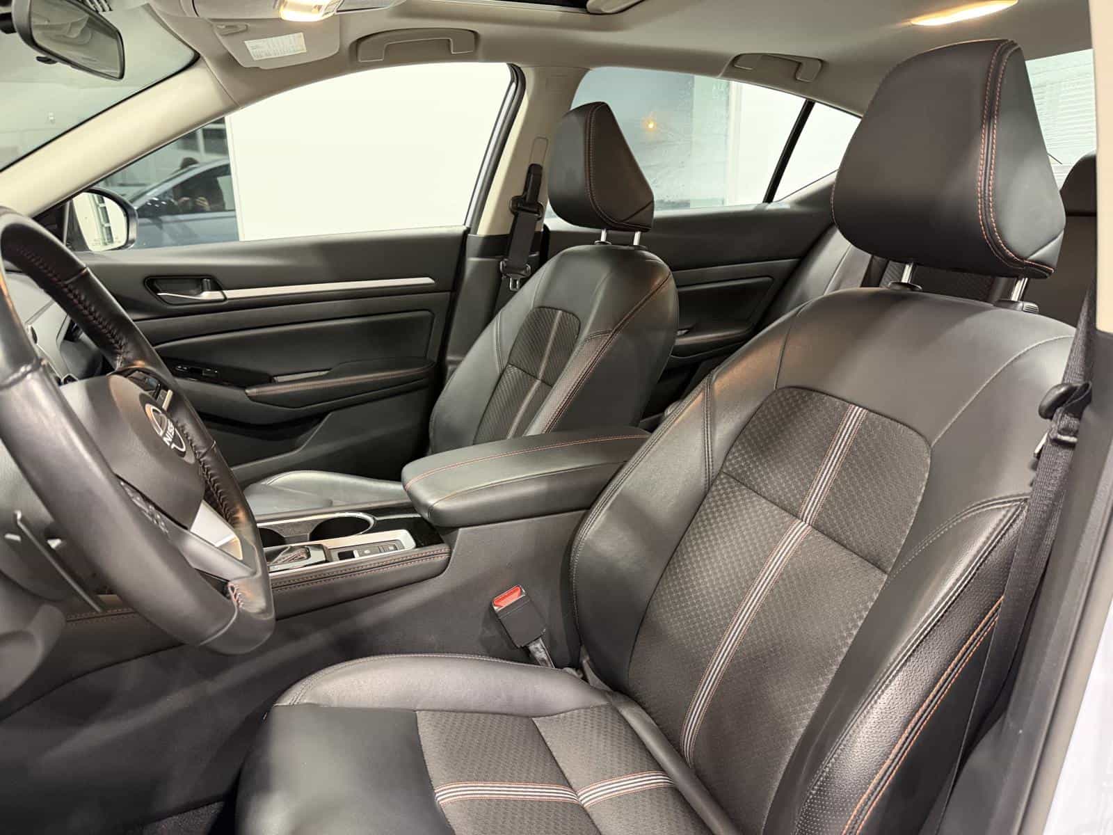2024 Nissan Altima SR - Image 9