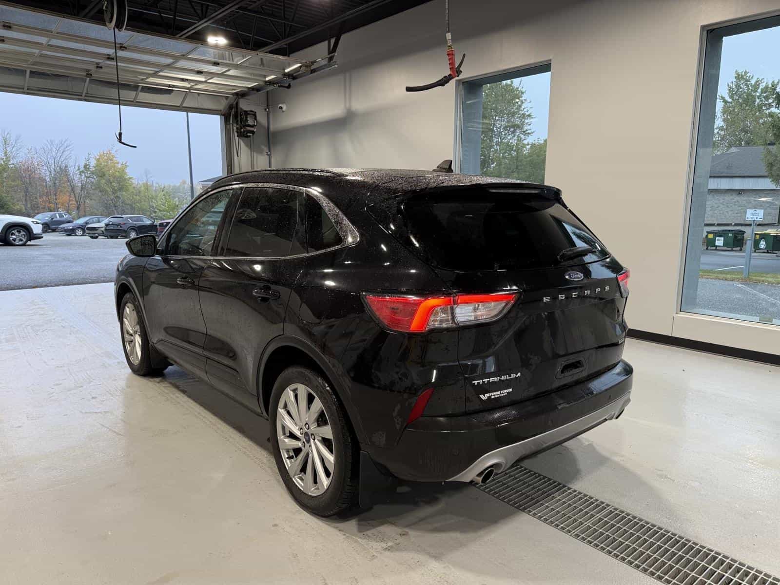 Image 4 Ford Escape Titanium Hybrid 2021