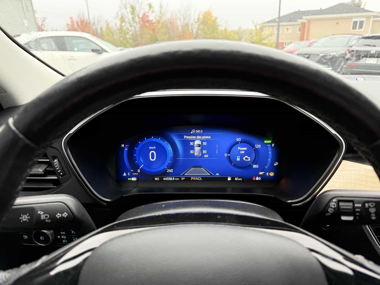 2021 Ford Escape Titanium Hybrid - Image 16