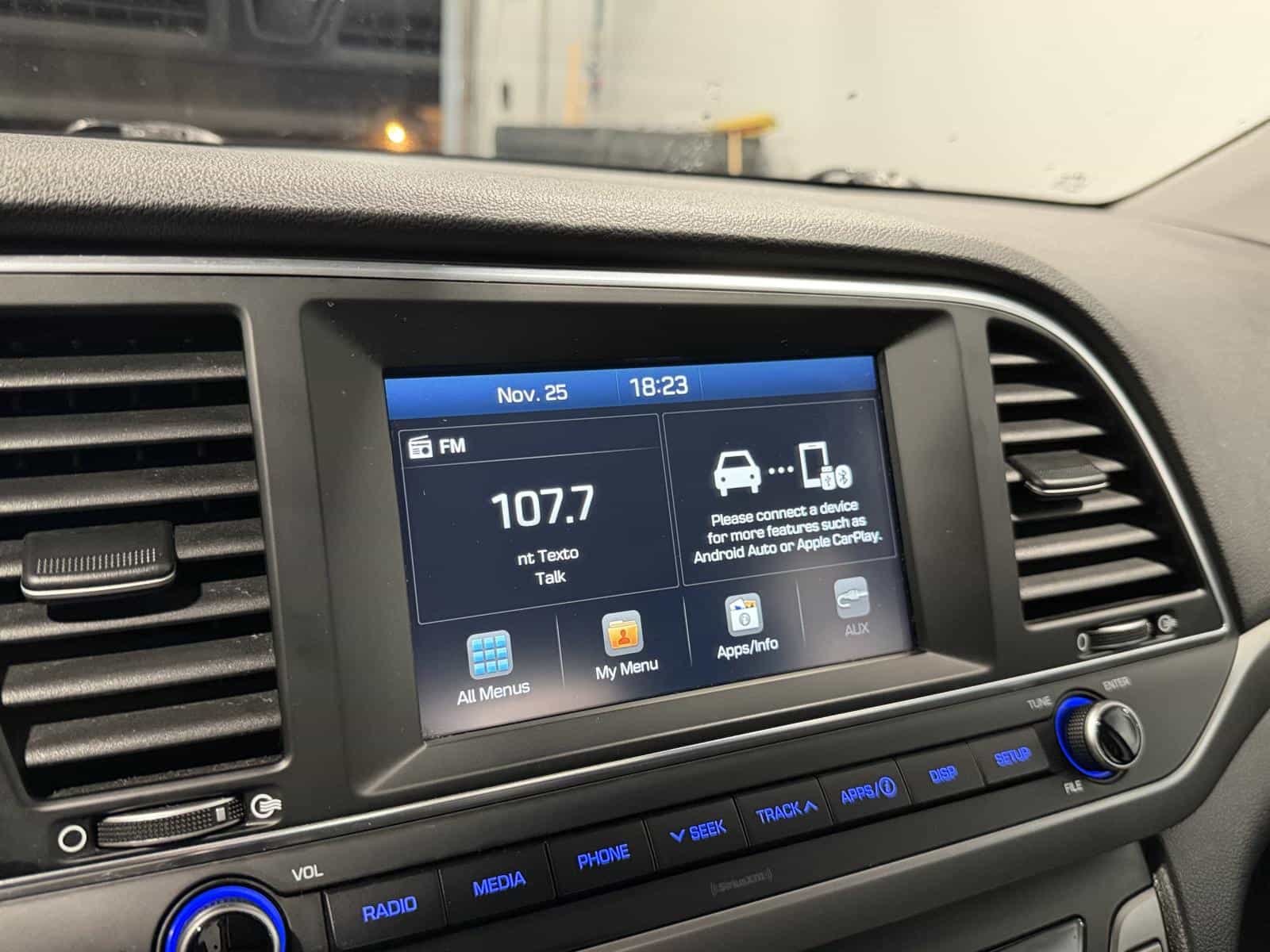 2018 Hyundai Elantra GL - Image 15