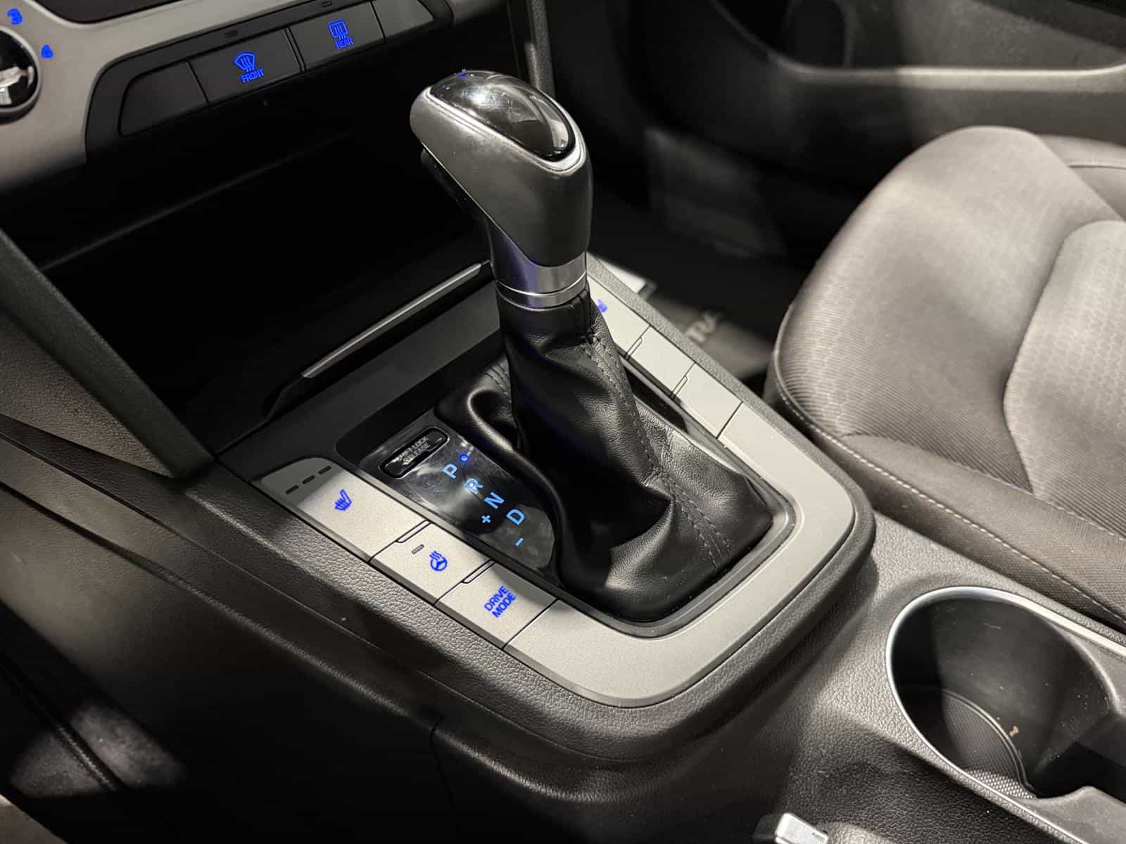 2018 Hyundai Elantra GL - Image 18