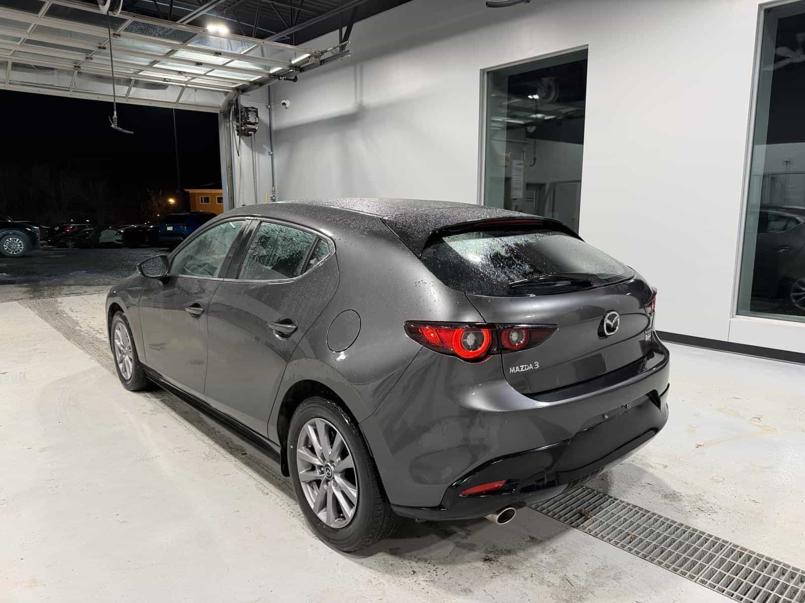 Image 4 Mazda Mazda3 Sport GS 2023