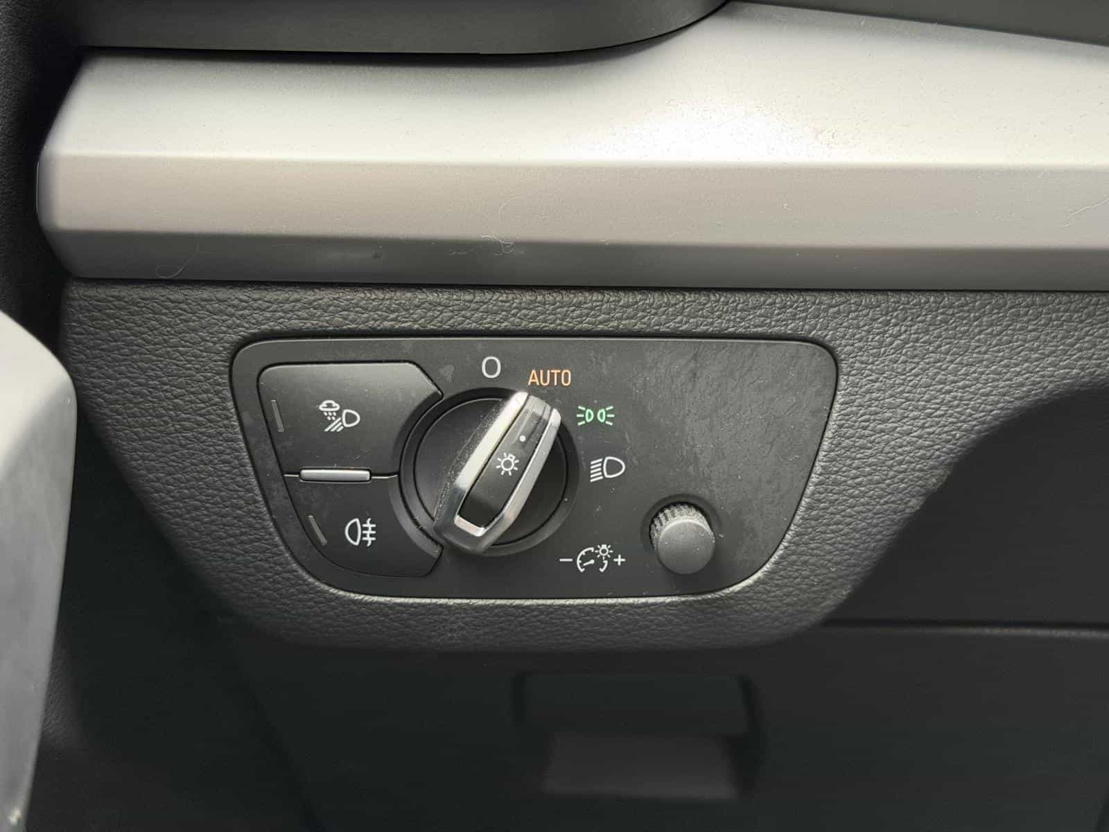 2023 Audi Q5 Komfort 40 - Image 13