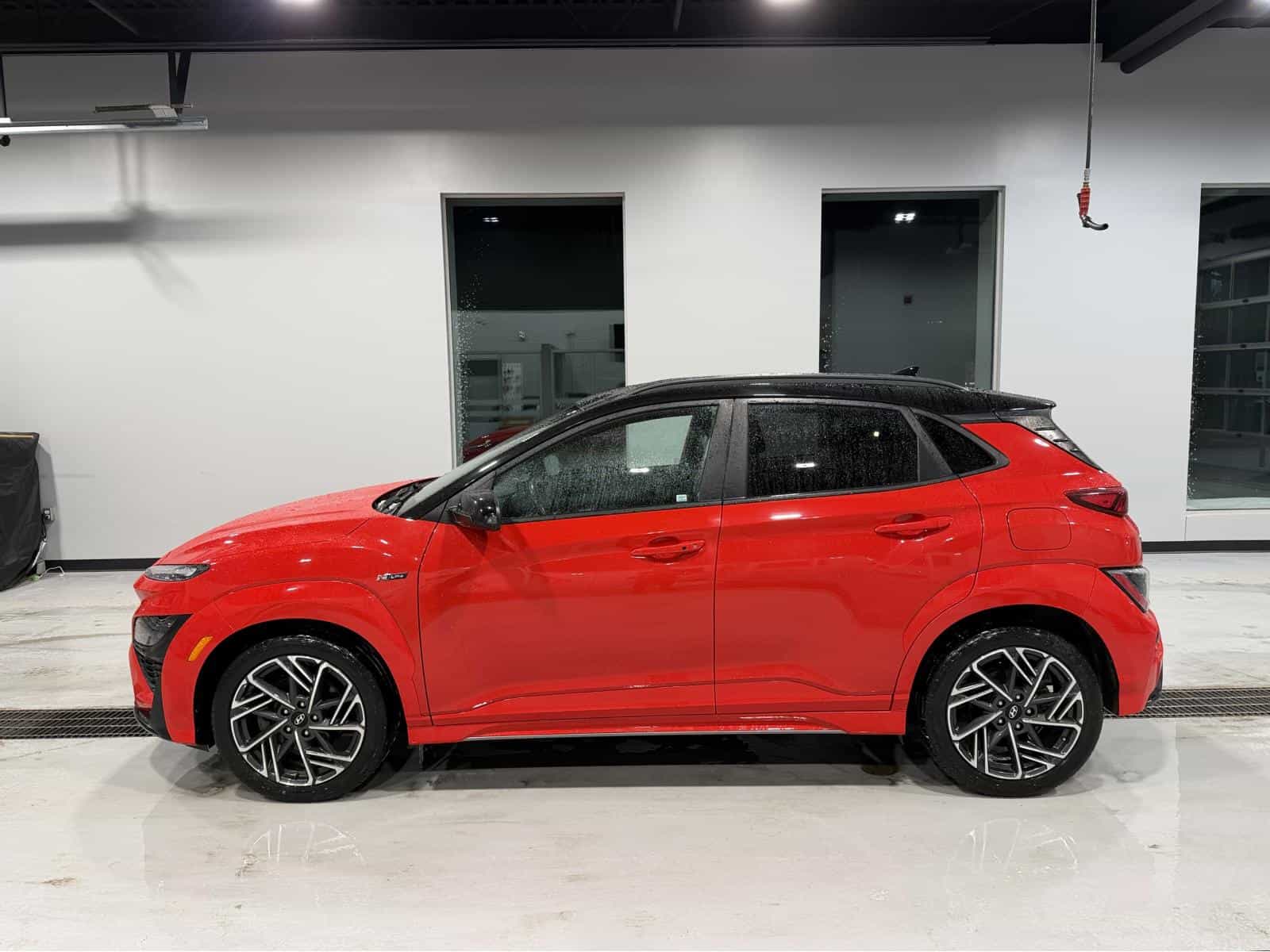 2022 Hyundai Kona N Line - Image 3