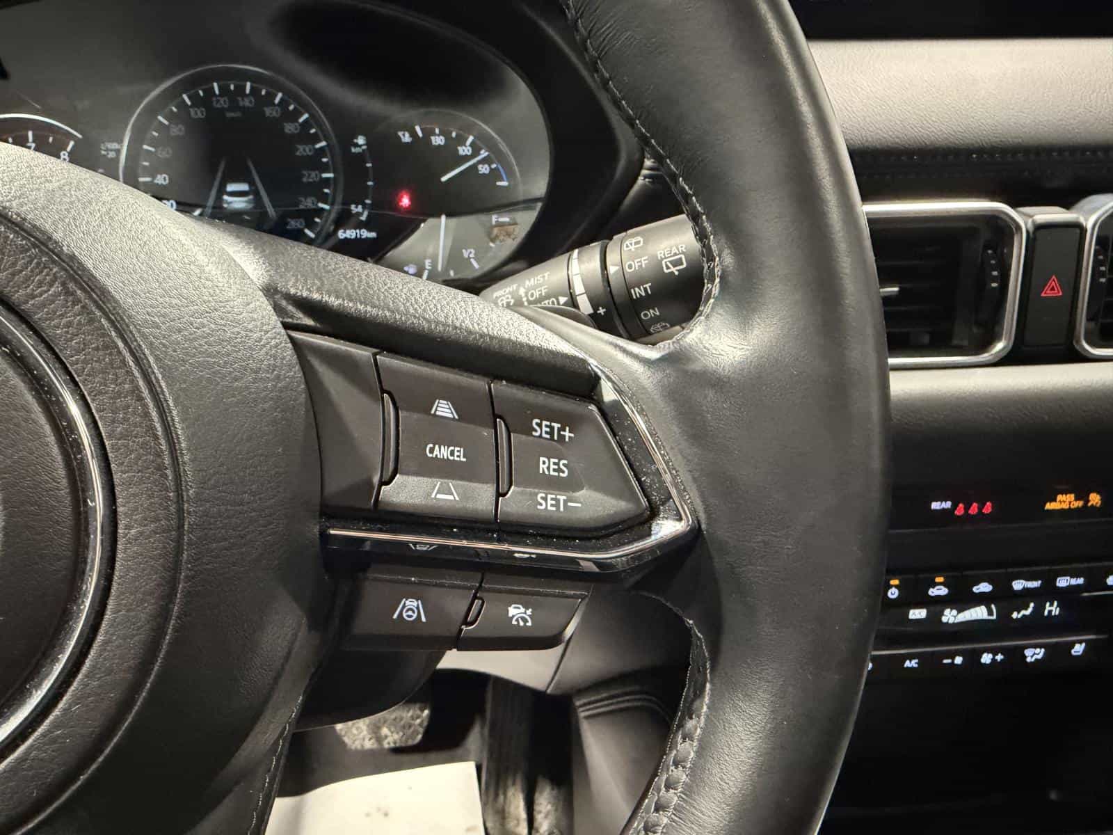 2022 Mazda CX-5 Signature - Image 18