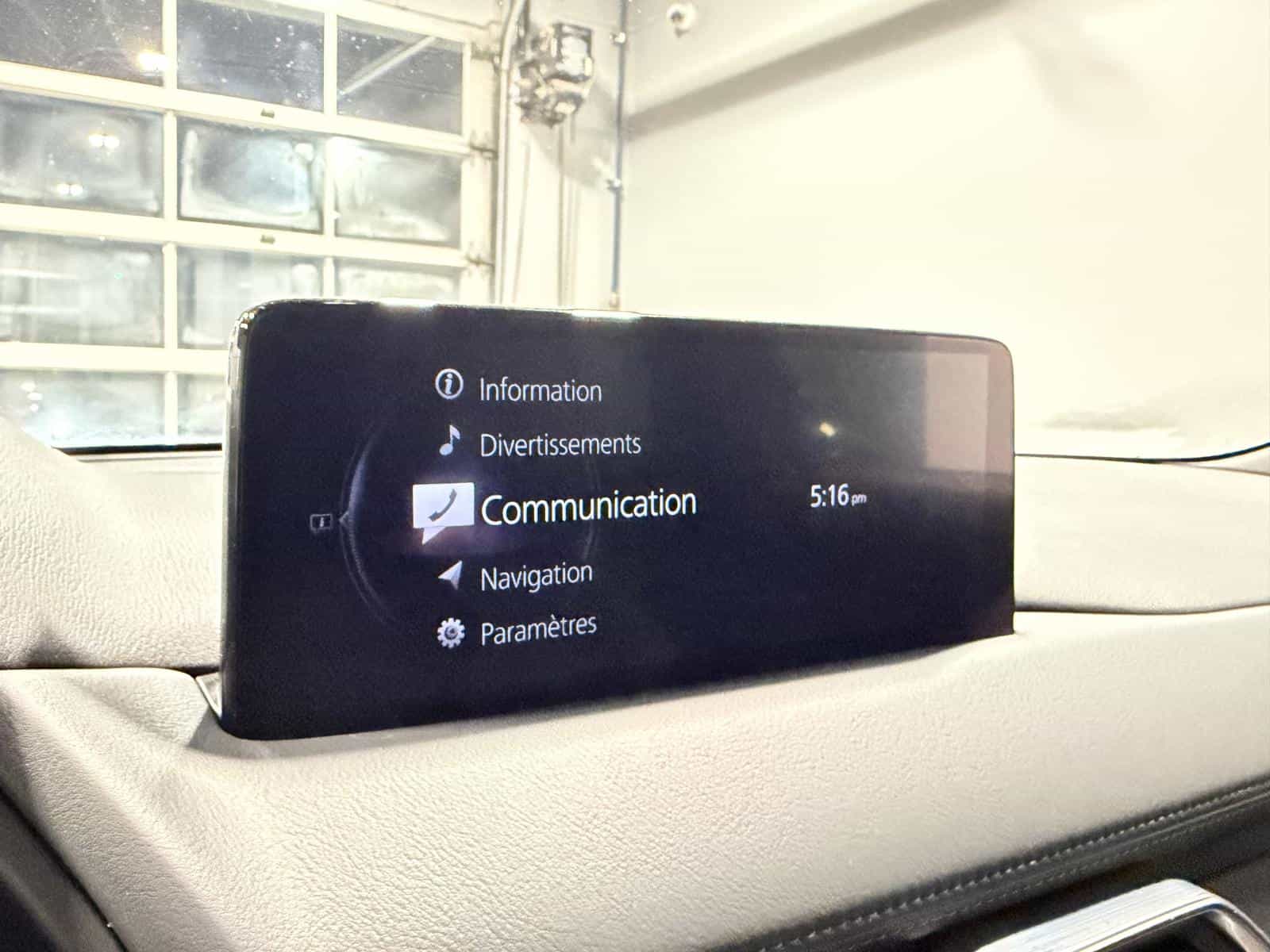 2022 Mazda CX-5 Signature - Image 19