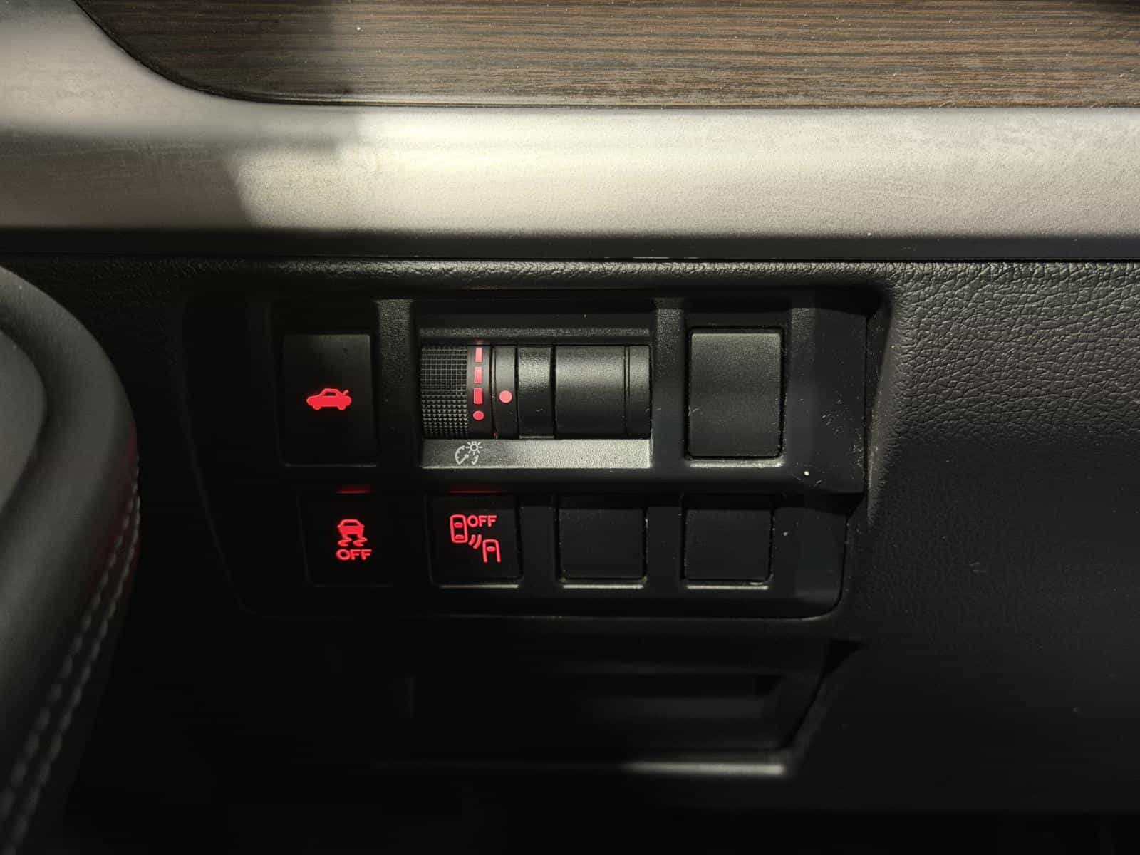 2016 Subaru Legacy 2.5i Limited - Image 12