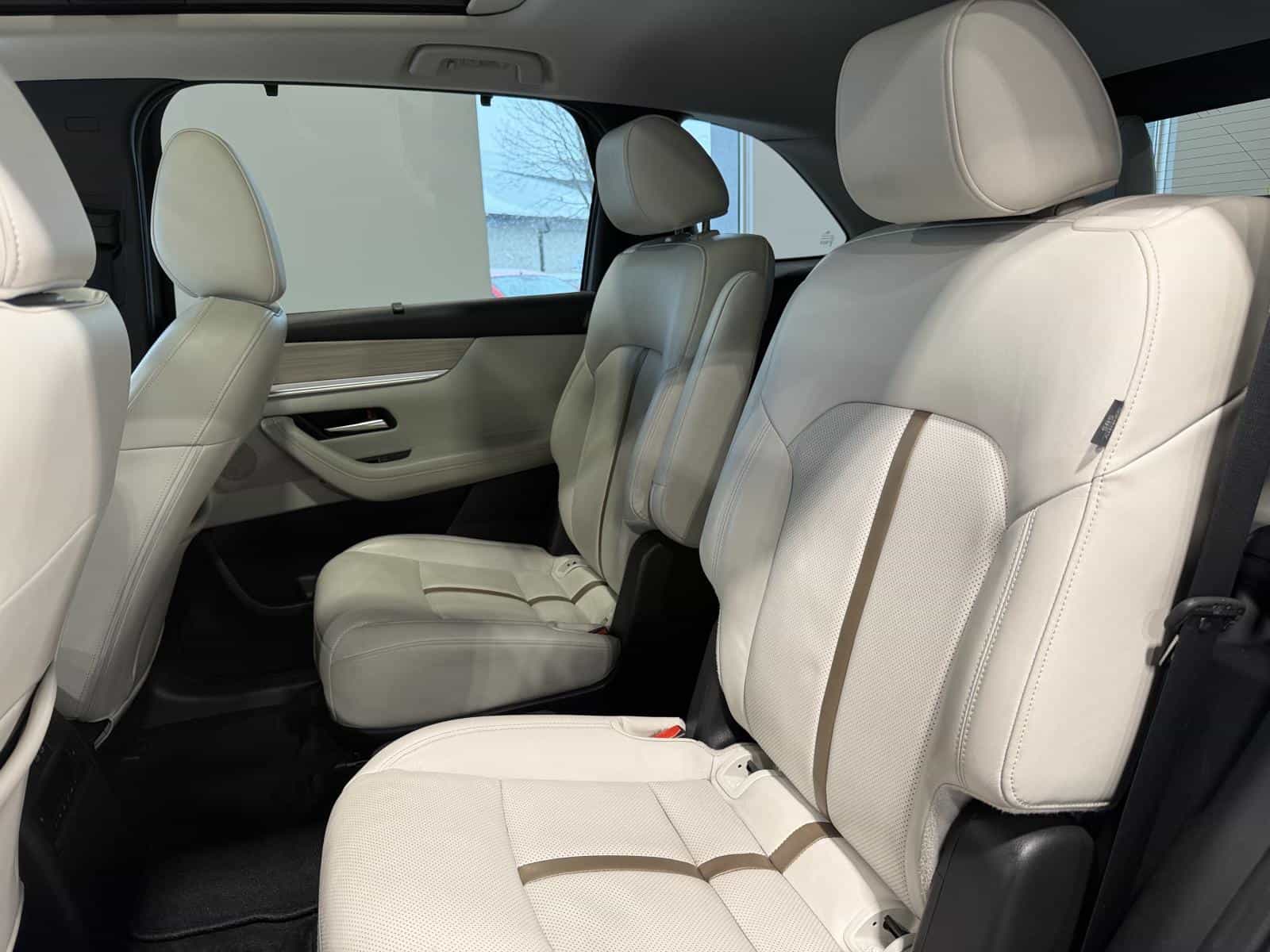 2024 Mazda CX-90 GT-P MHEV - Image 10