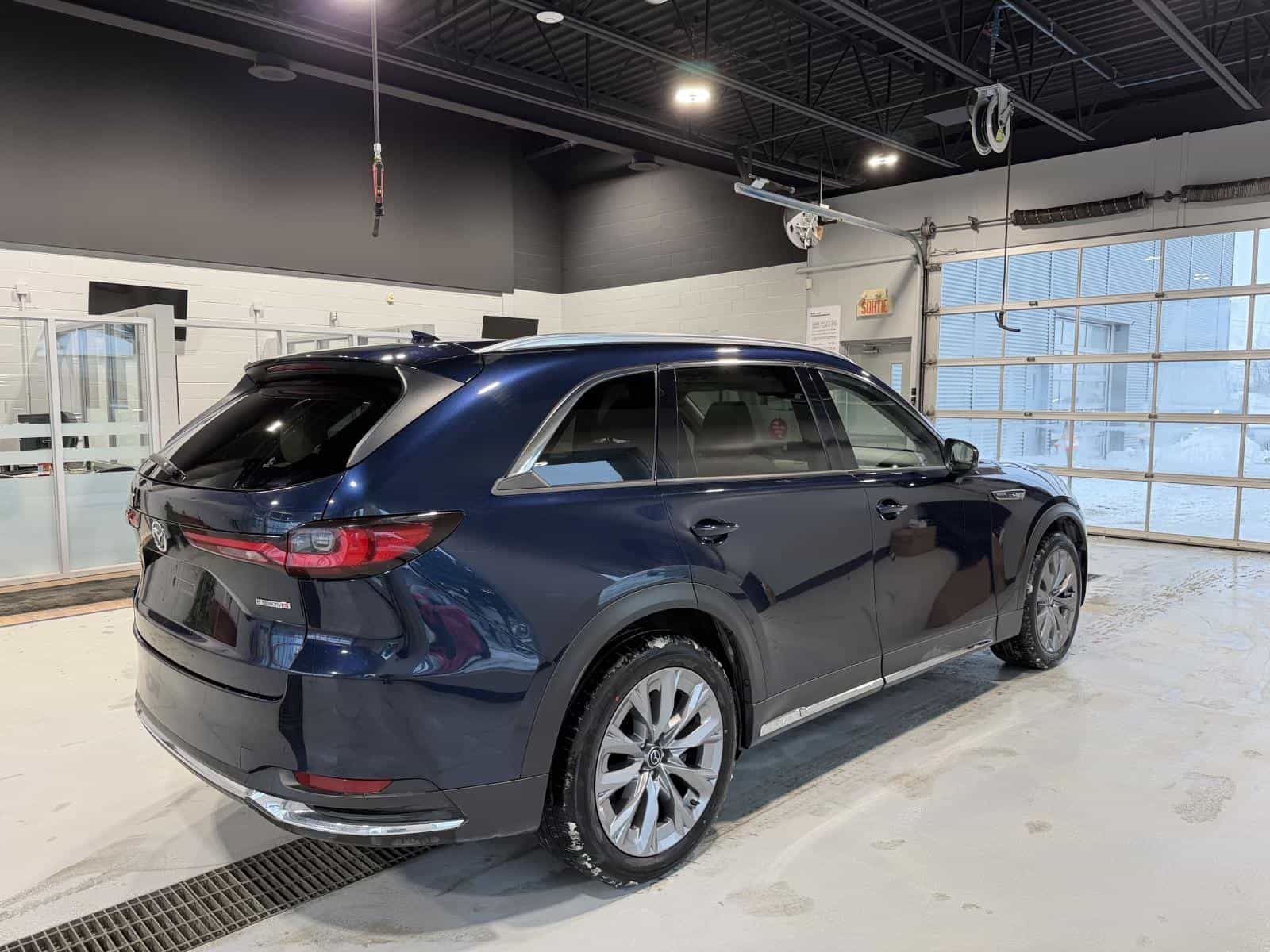 2024 Mazda CX-90 GT-P MHEV - Image 7
