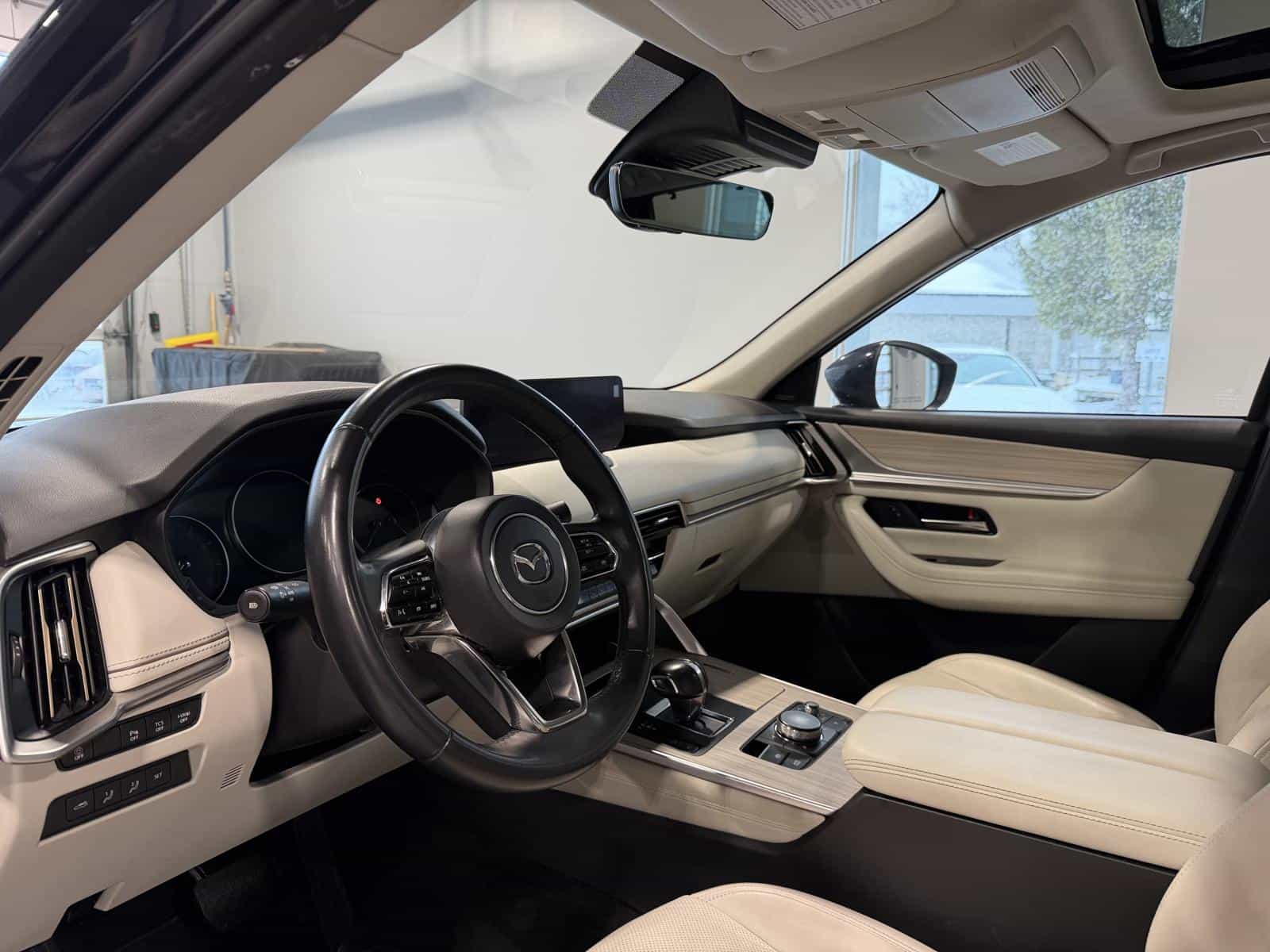 2024 Mazda CX-90 GT-P MHEV - Image 13