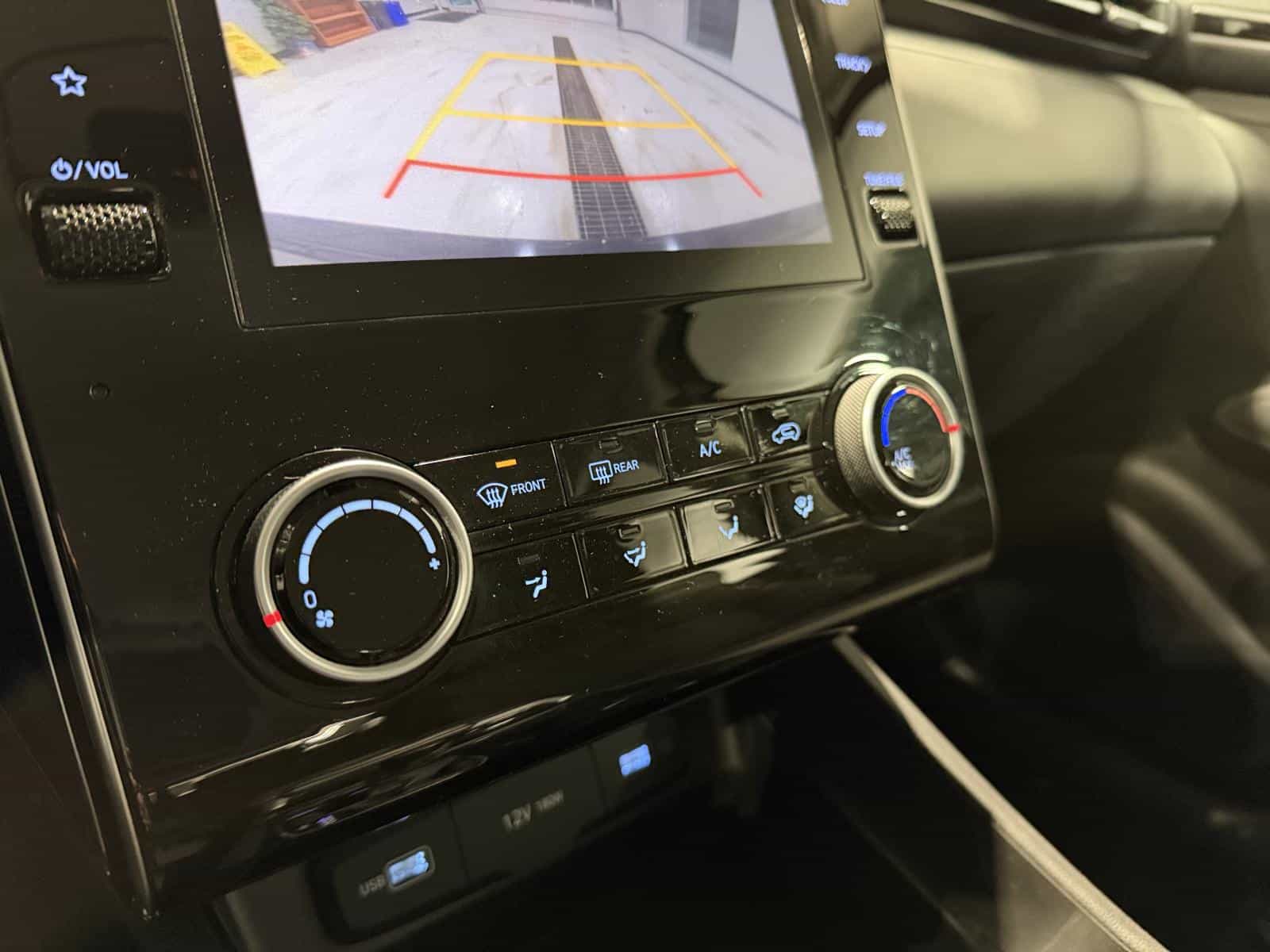 2023 Hyundai Tucson Essential - Image 17