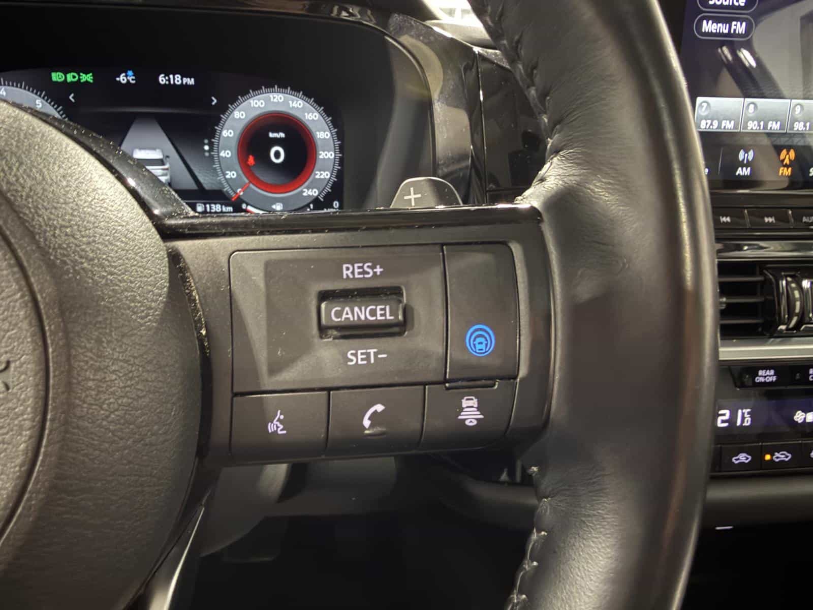 Image 17 Nissan Pathfinder Platinum 2022