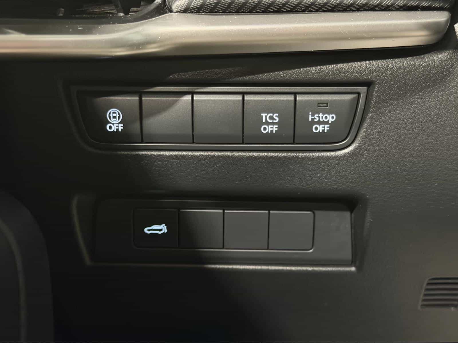 2024 Mazda CX-90 GS-L MHEV - Image 13