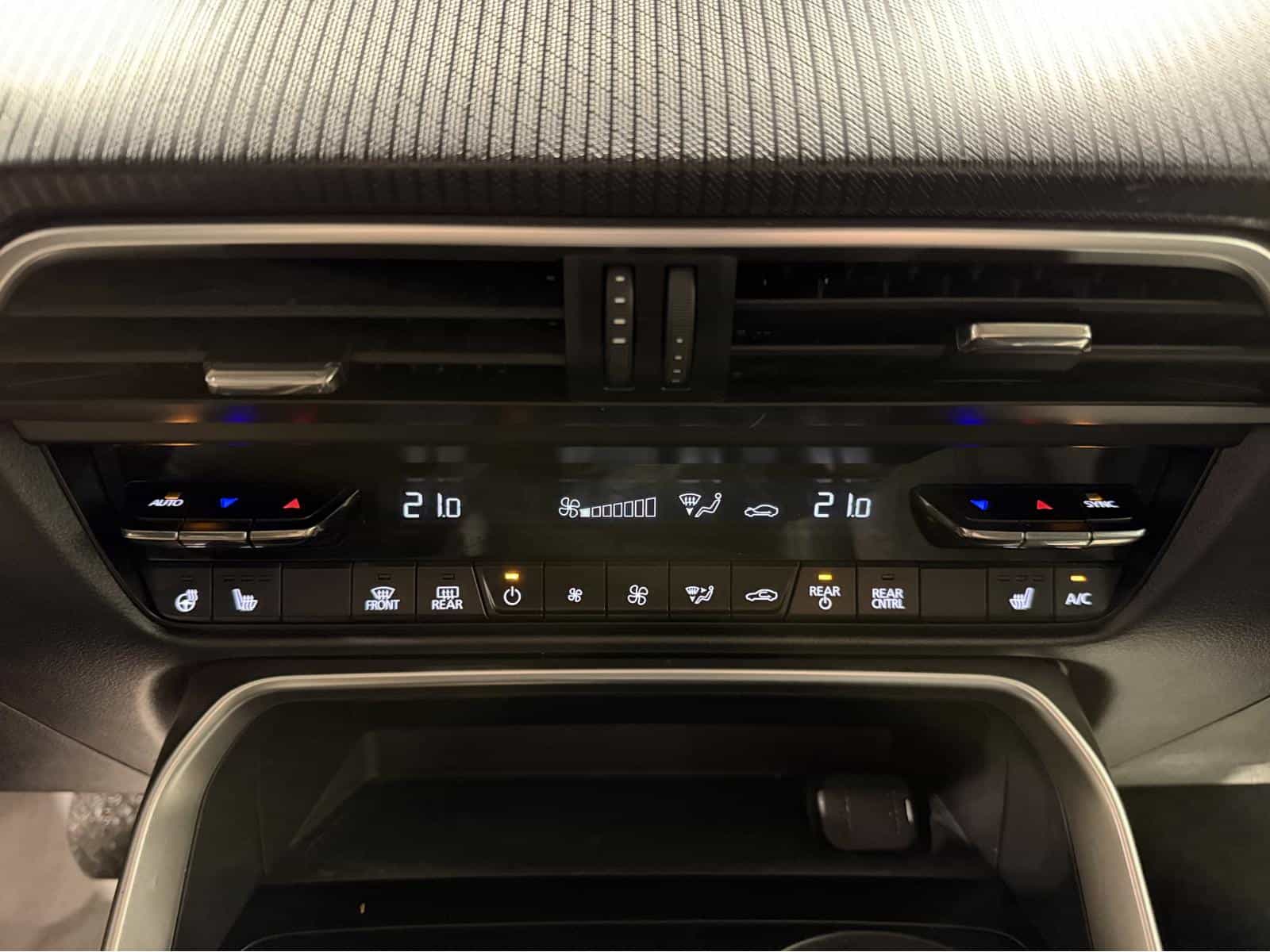 Image 19 Mazda CX-90 GS-L MHEV 2024