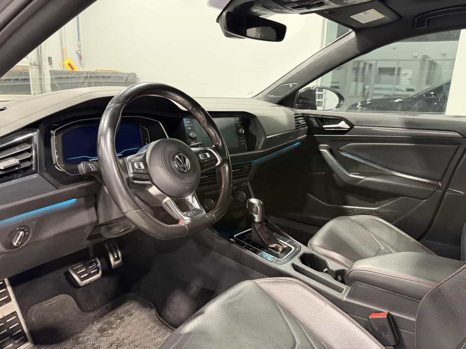 2021 Volkswagen Jetta GLI - Image 10