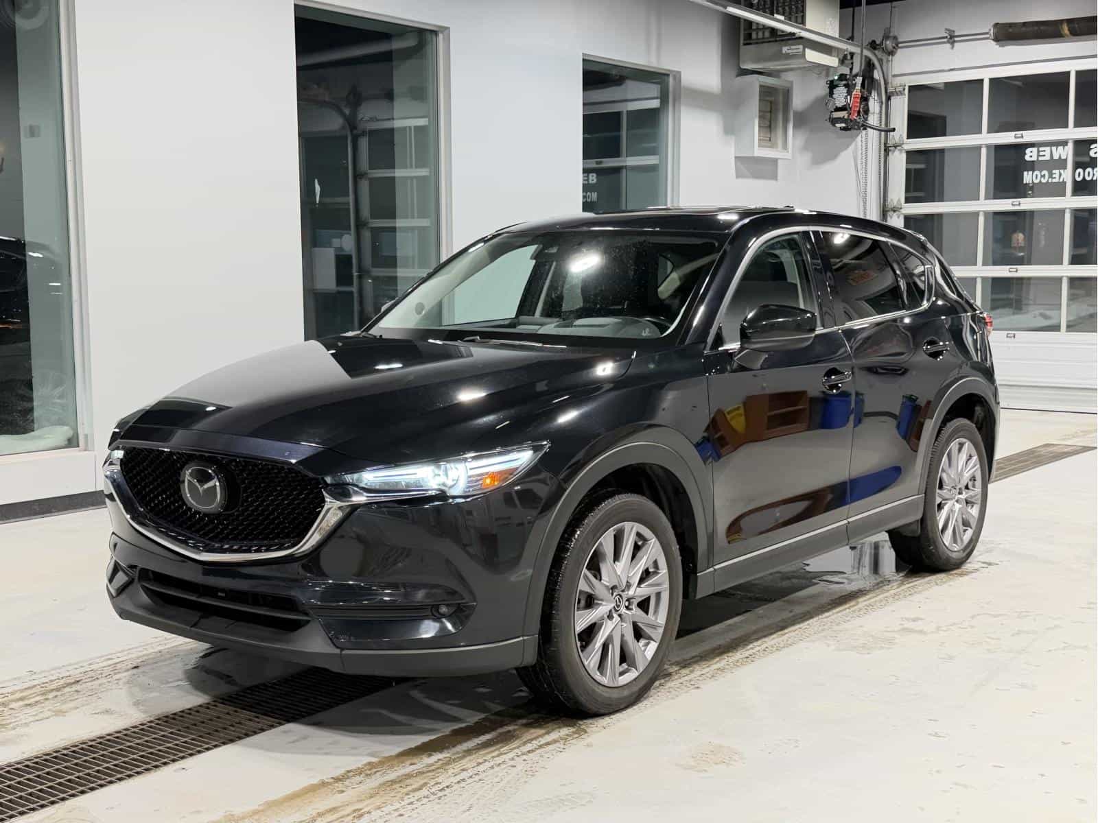 2019 Mazda CX-5 GT - Image 1