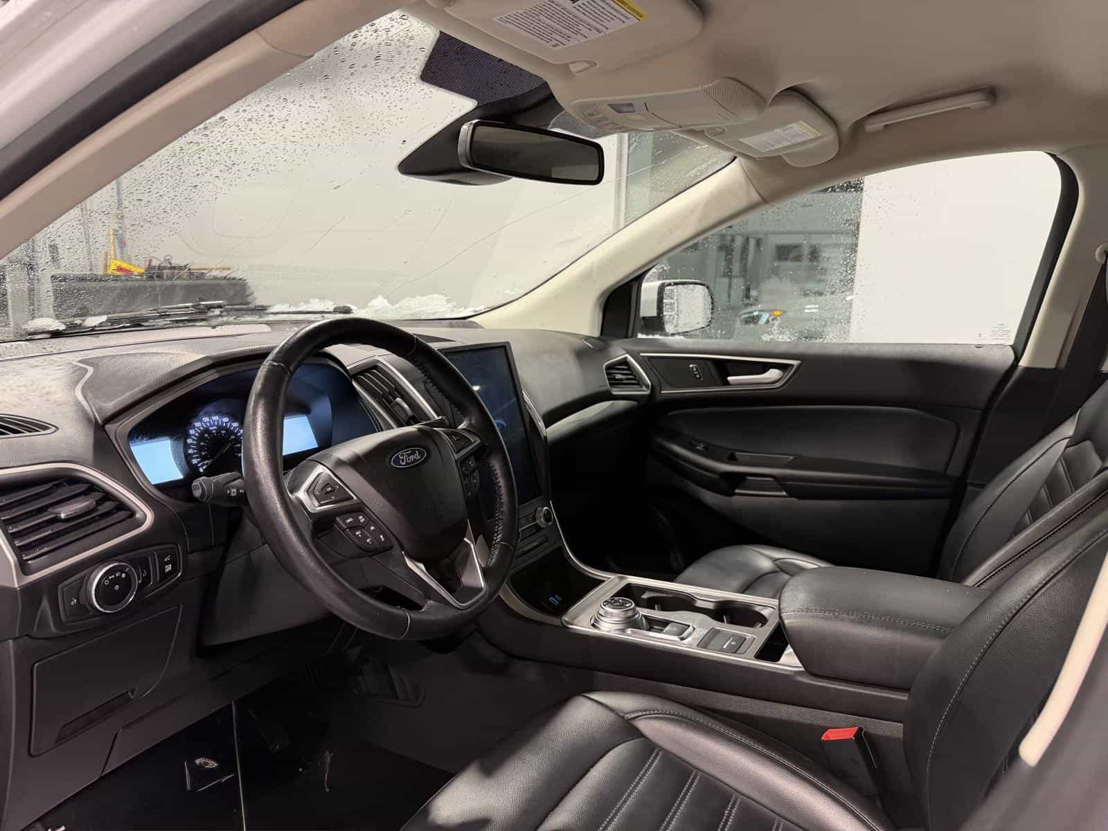 2023 Ford Edge SEL - Image 9