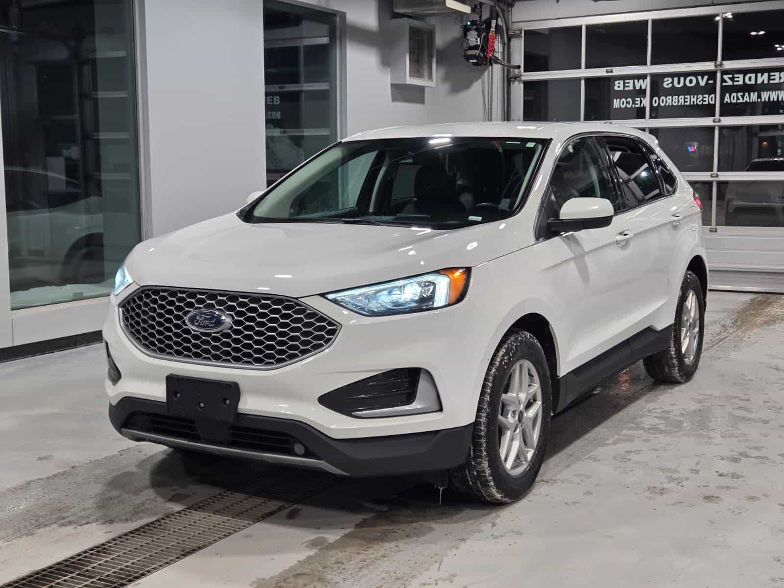 Image 1 Ford Edge SEL 2023