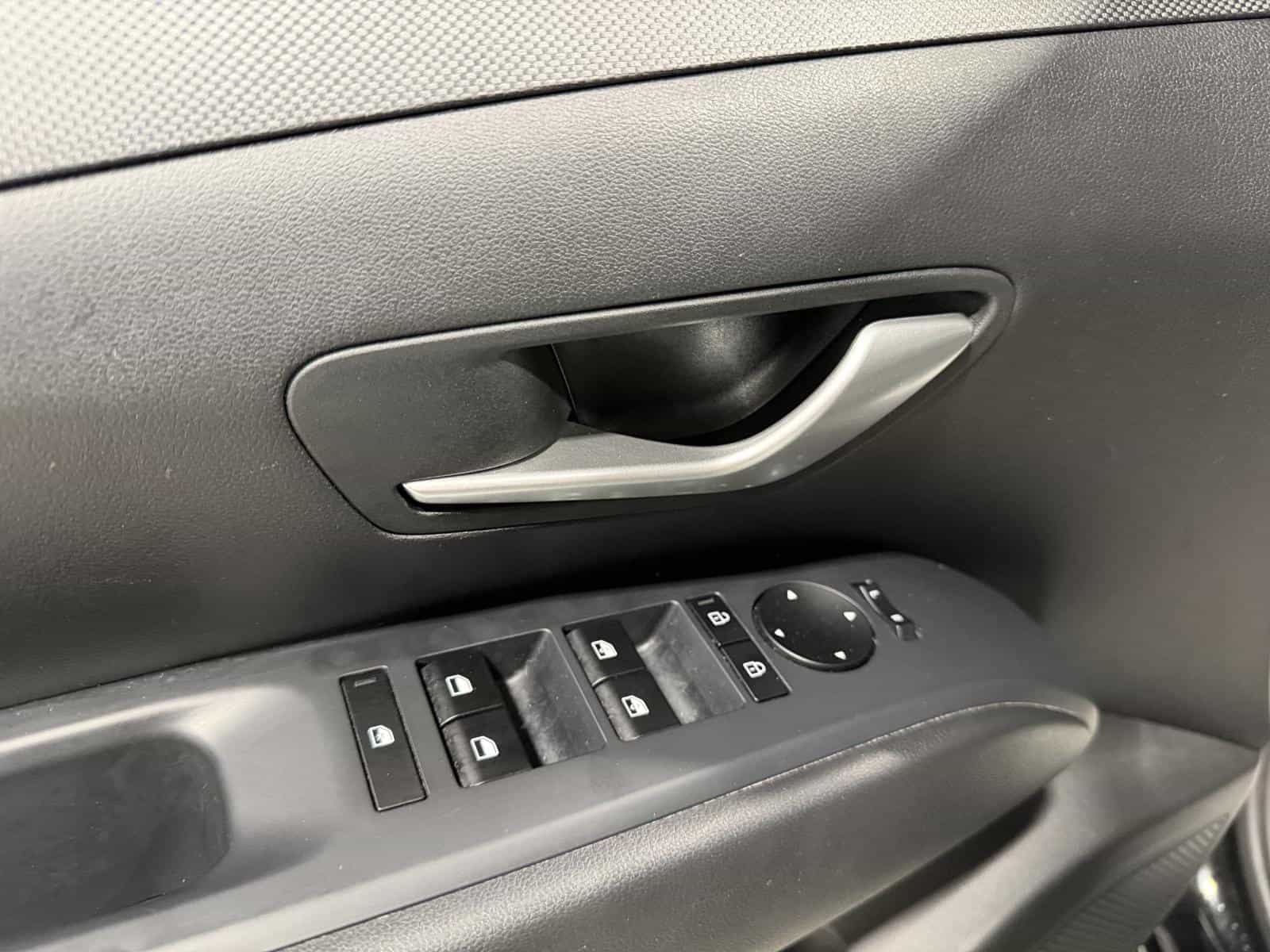 2025 Hyundai Tucson Preferred - Image 9