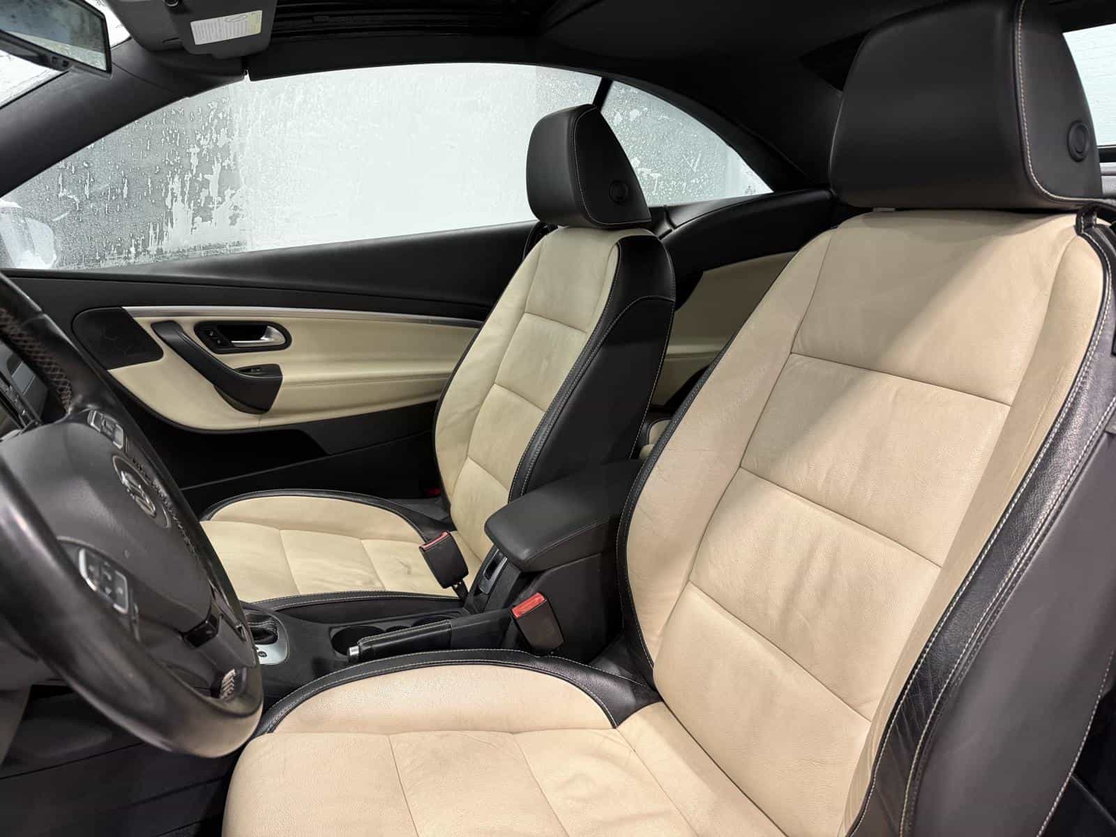 2015 Volkswagen Eos Wolfsburg - Image 9