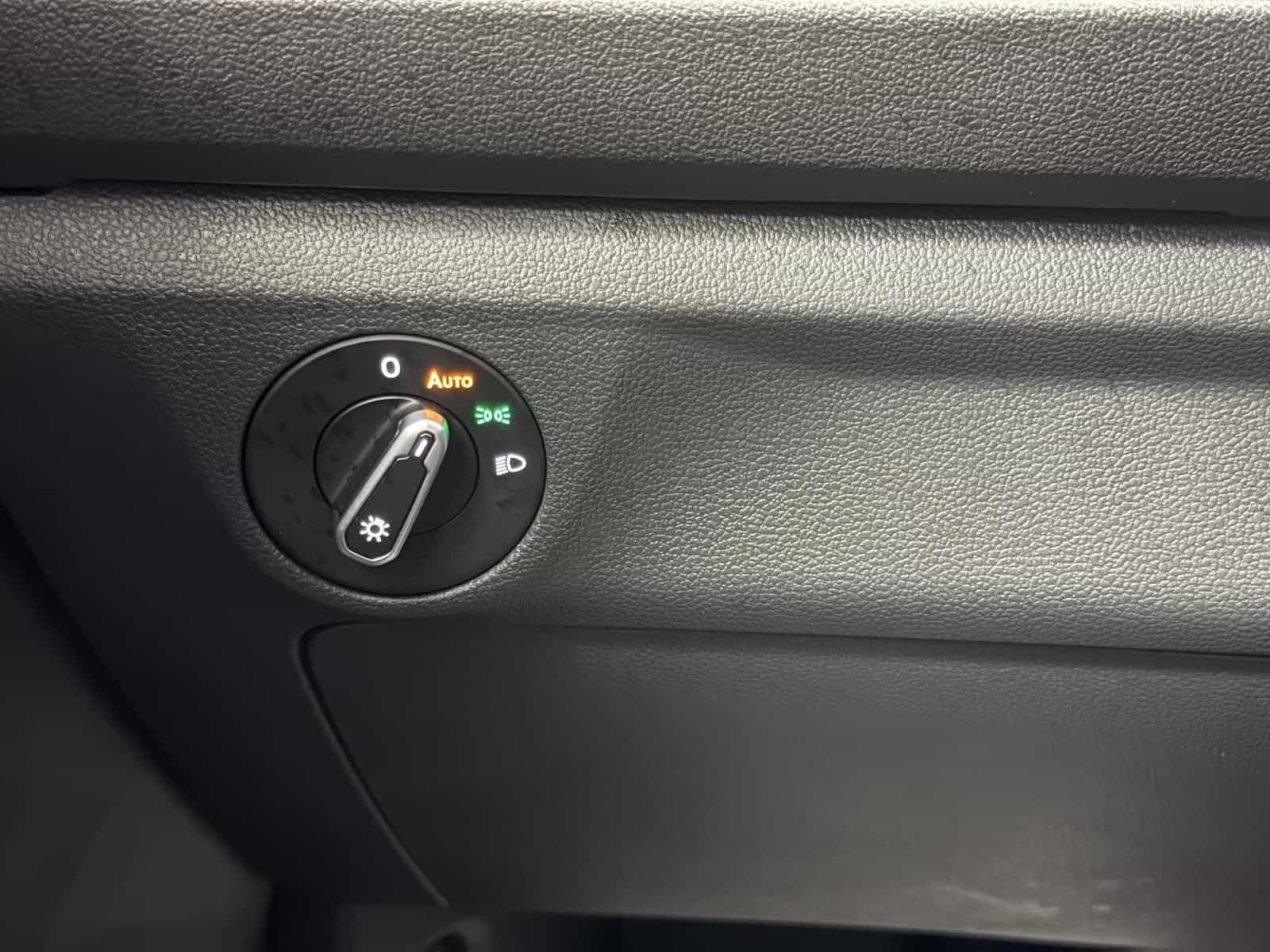 Image 10 Volkswagen Jetta Comfortline 2023