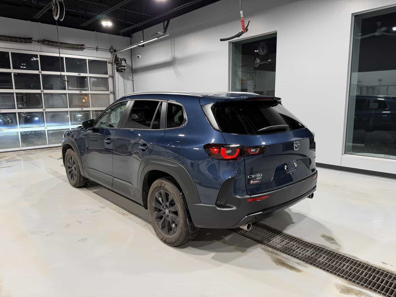 Image 4 Mazda CX-50 GS-L 2025