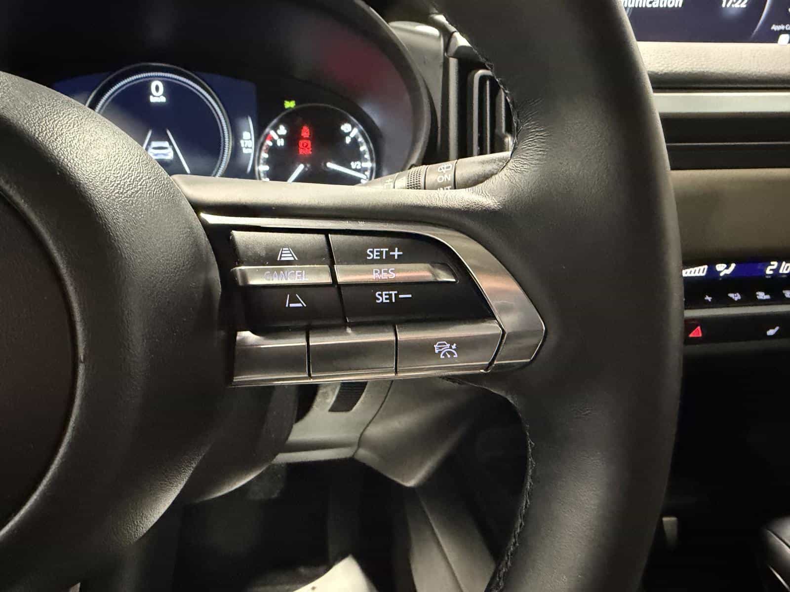 2025 Mazda CX-50 GS-L - Image 16