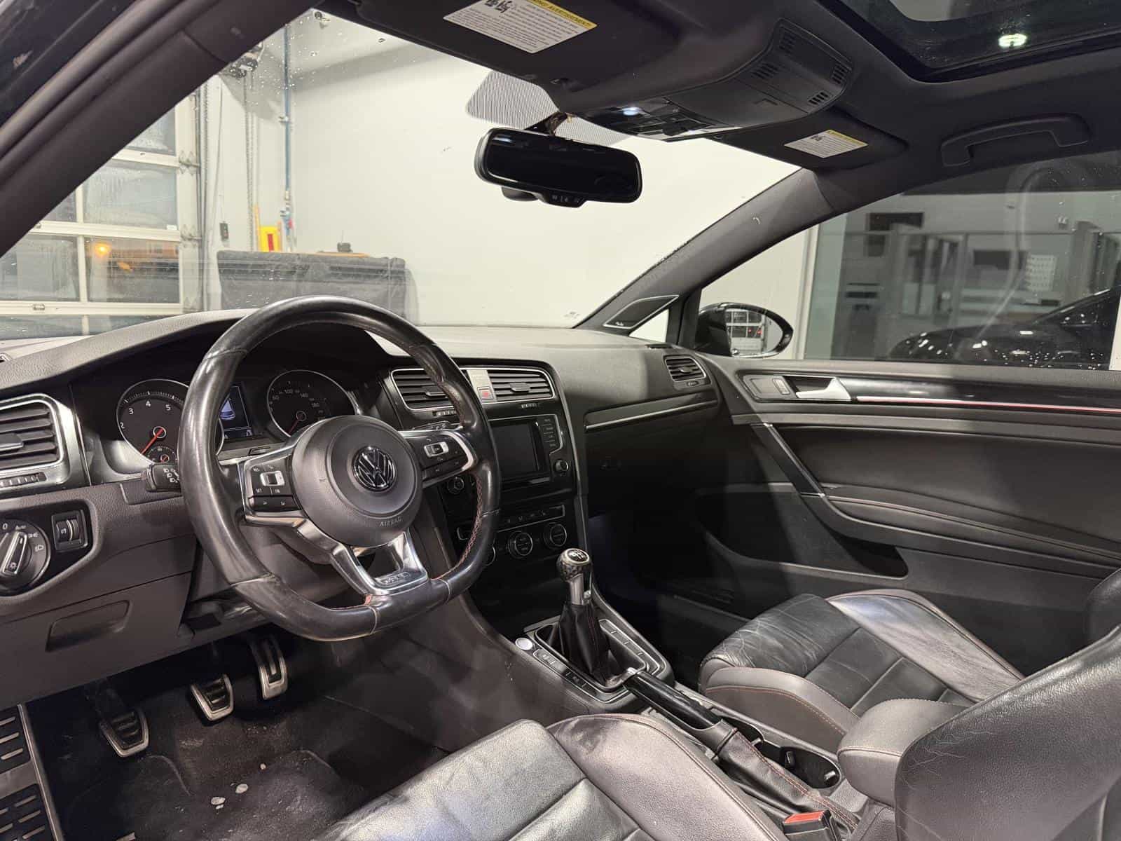 2015 Volkswagen Golf Autobahn - Image 10