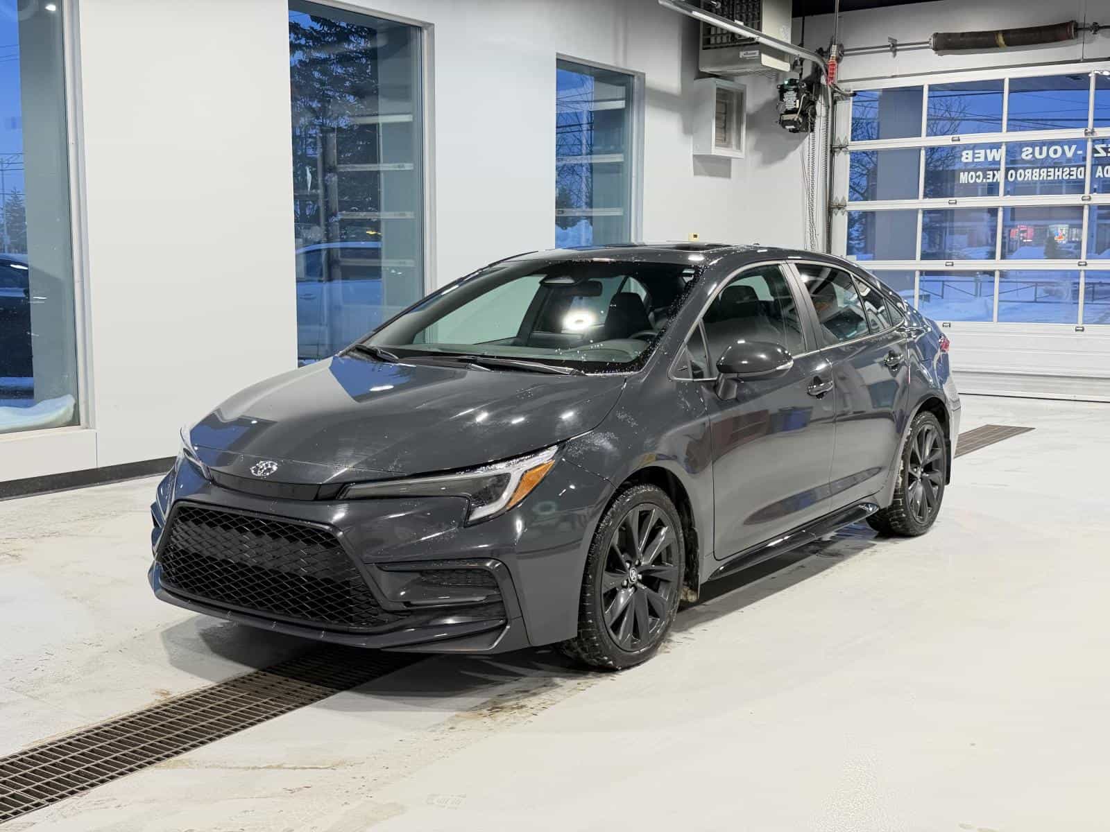 2024 Toyota Corolla SE - Image 1