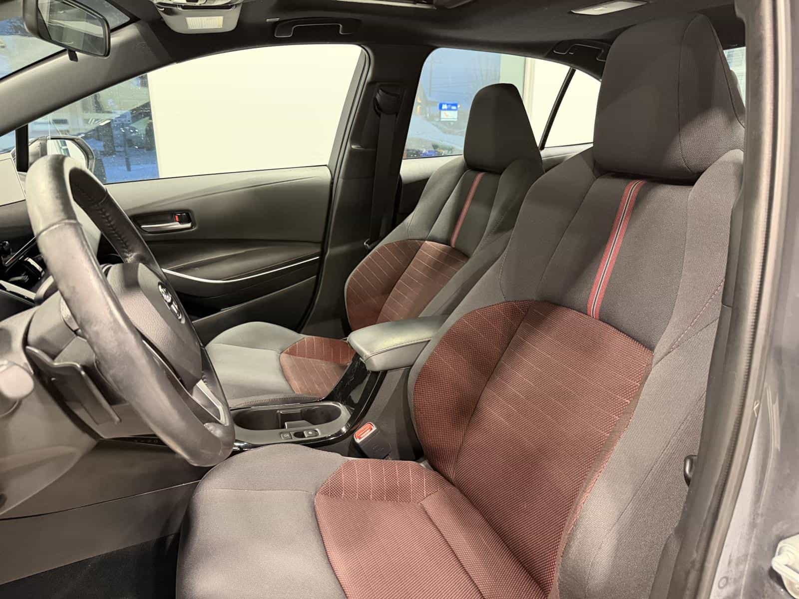 2024 Toyota Corolla SE - Image 9