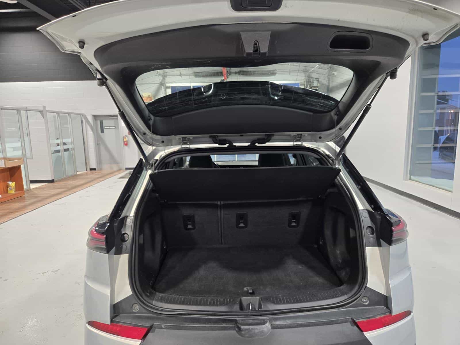 2023 Chevrolet Bolt LT - Image 6