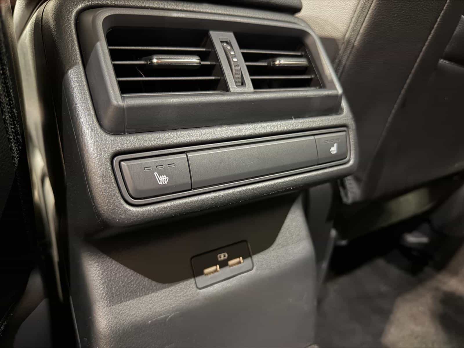 2024 Mazda CX-50 GT 2.5T - Image 9