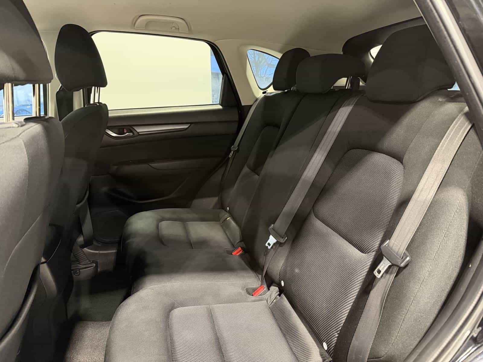 2022 Mazda CX-5 GX - Image 9