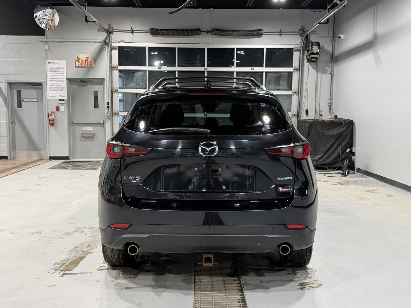 2023 Mazda CX-5 GT - Image 5