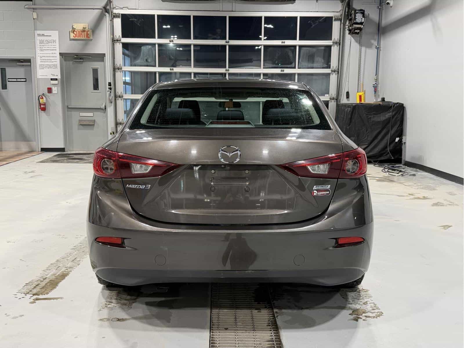 2016 Mazda Mazda3 GX - Image 5