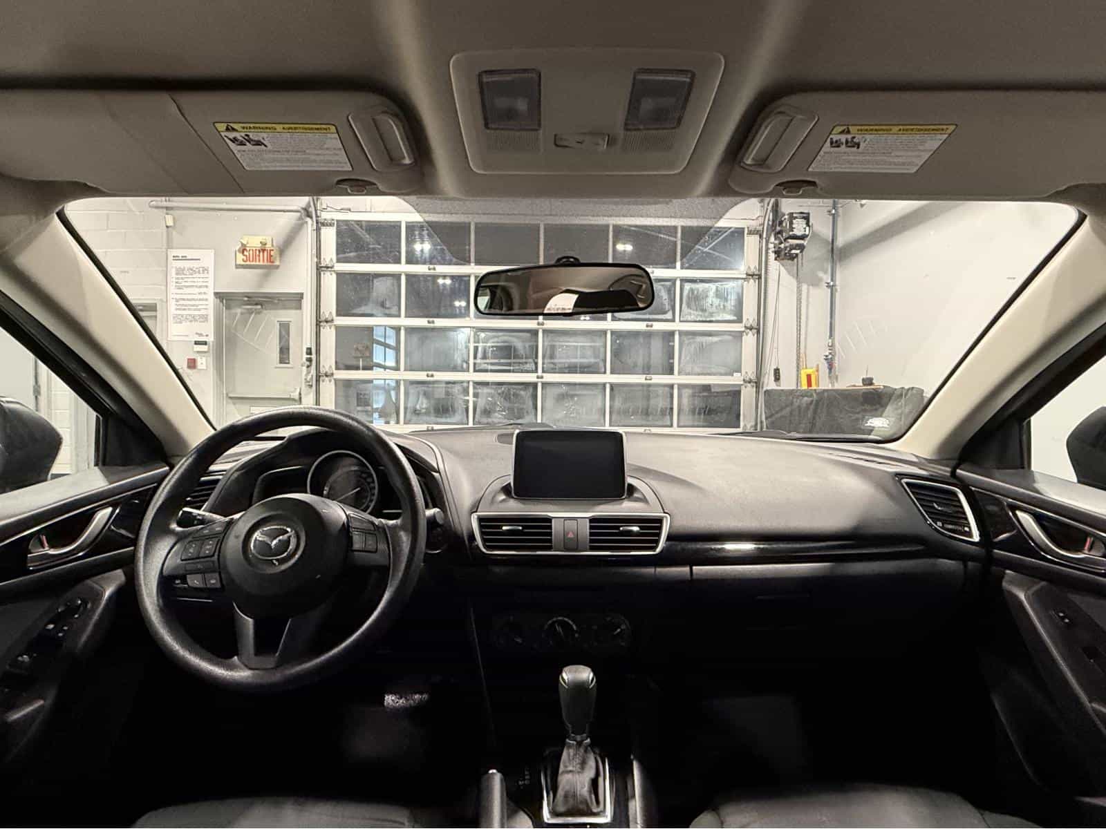 Image 18 Mazda Mazda3 GX 2016