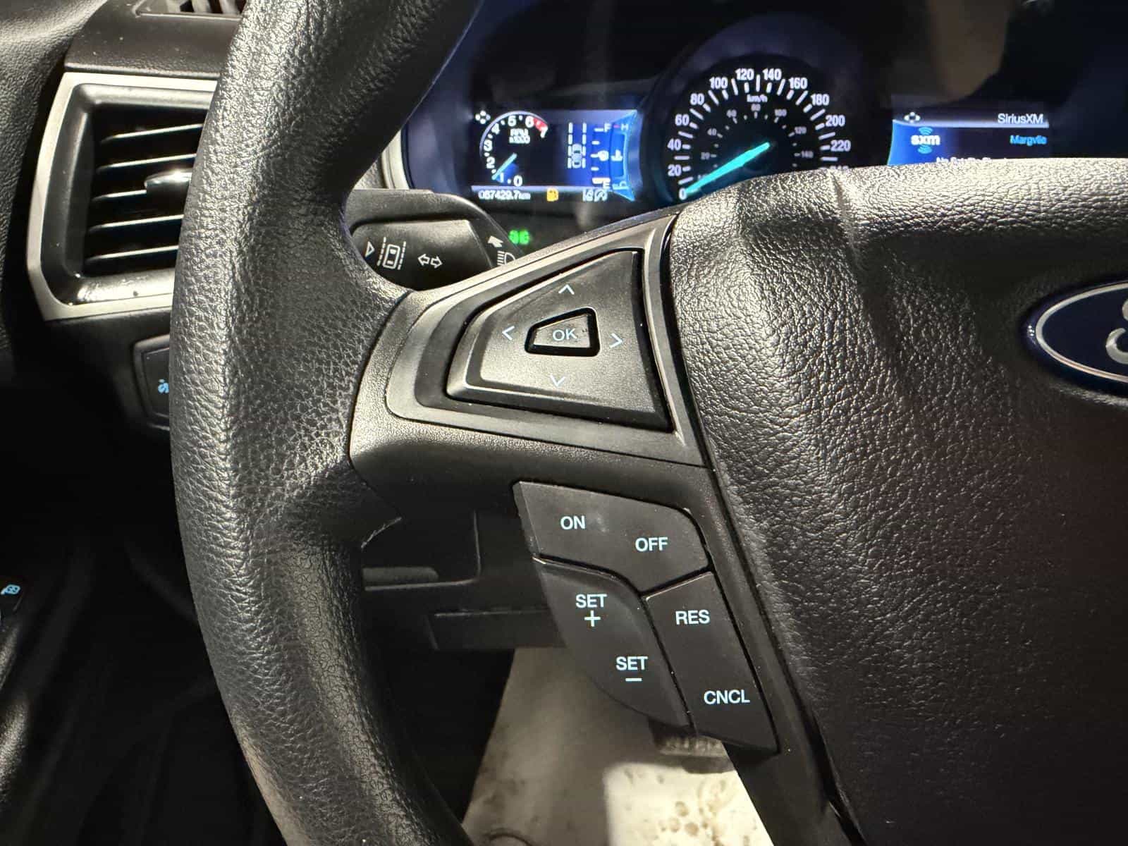 Image 11 Ford Edge SE 2023