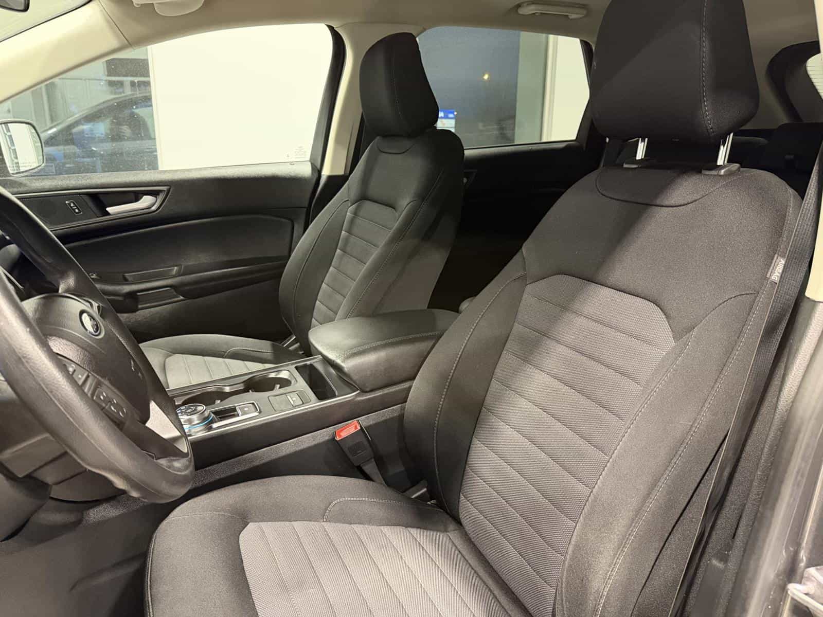 Image 9 Ford Edge SE 2023