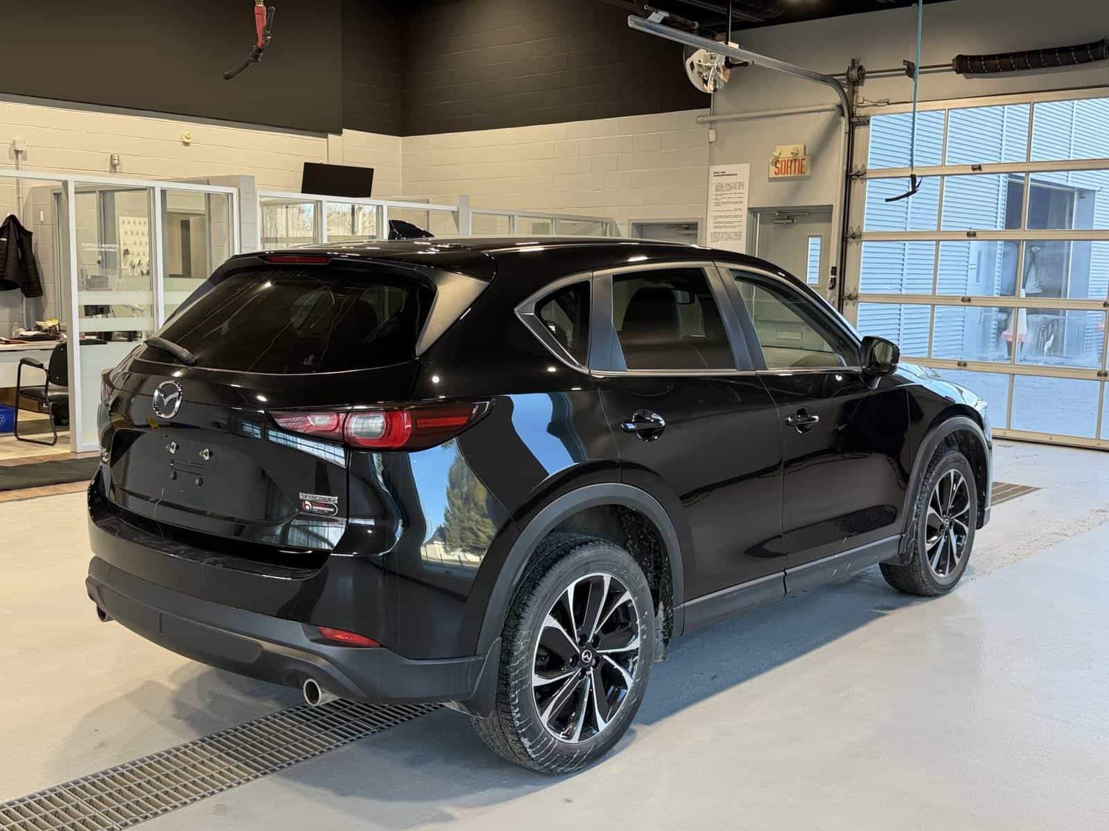 Image 6 Mazda CX-5 GS 2023