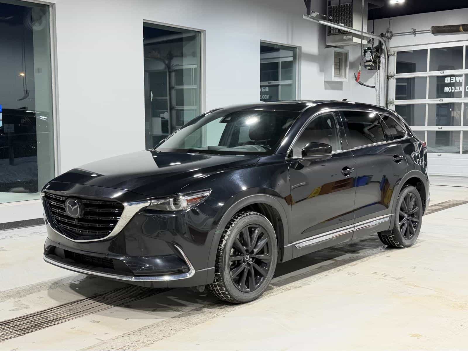 2023 Mazda CX-9 Kuro - Image 1