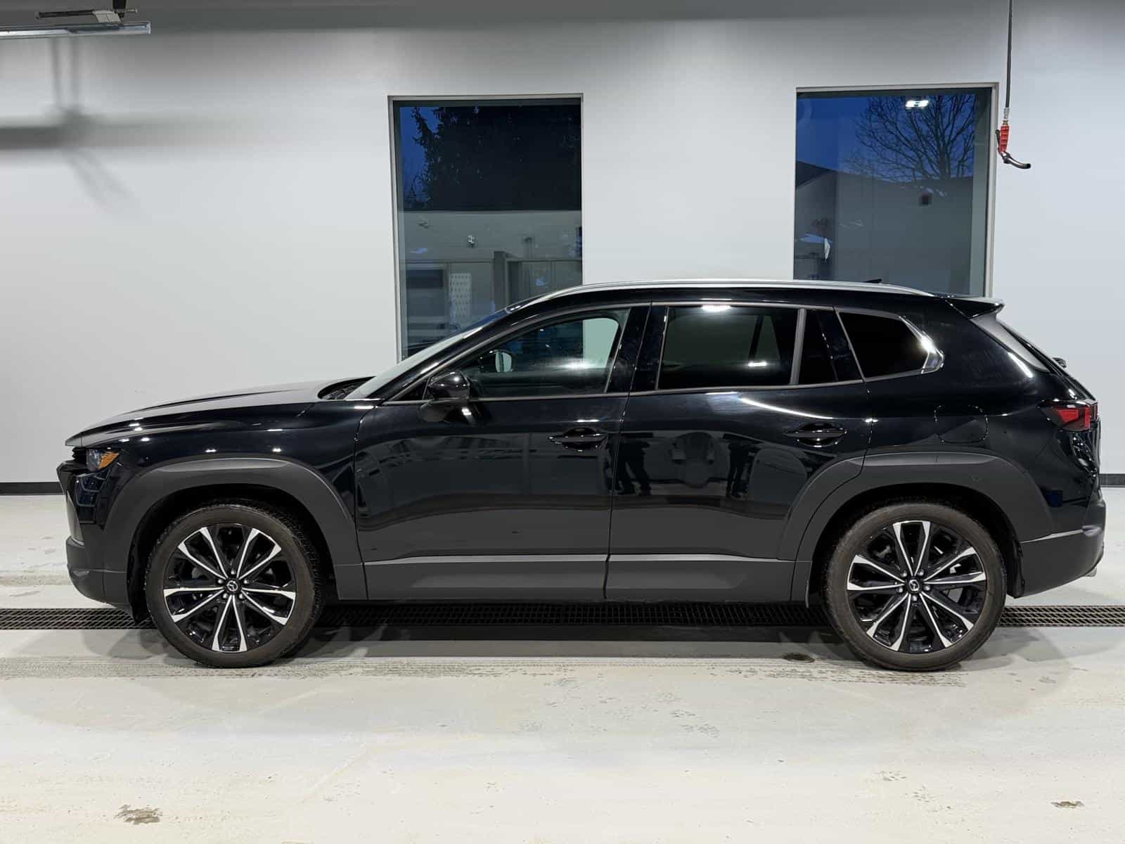 Image 3 Mazda CX-50 GT 2024