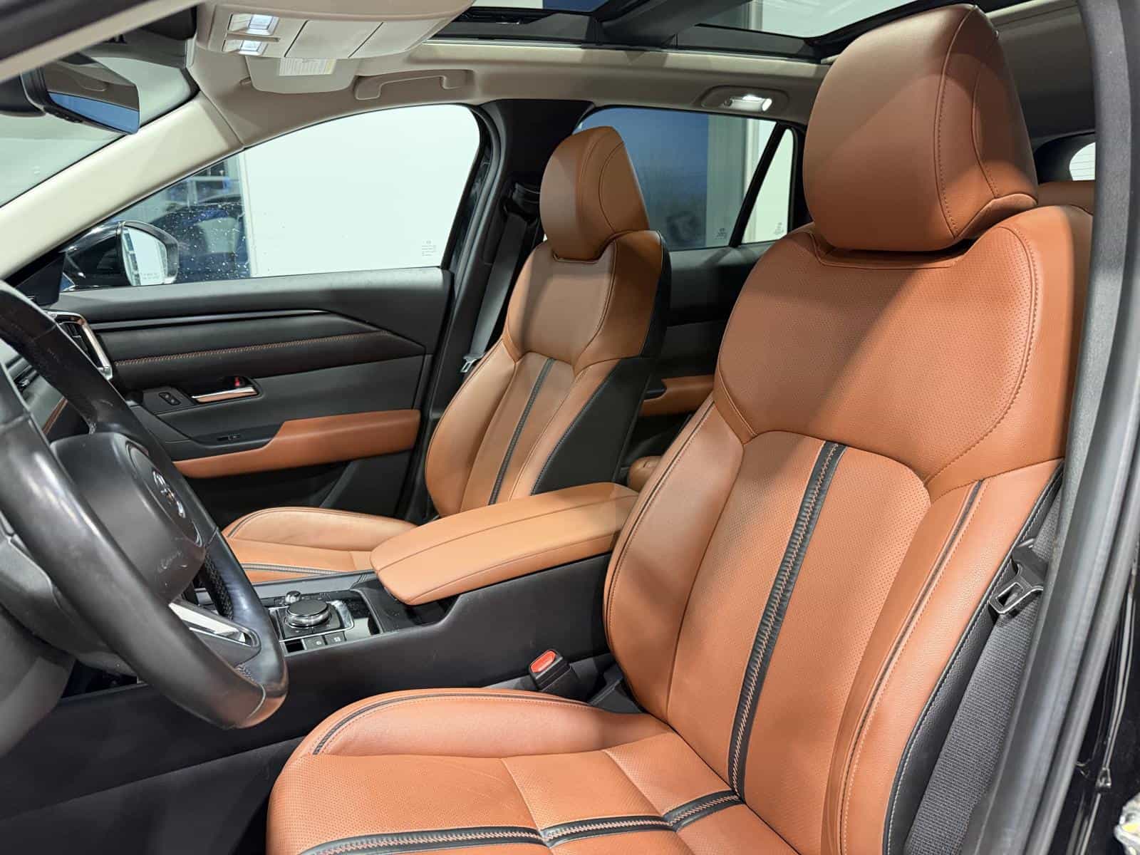 2024 Mazda CX-50 GT - Image 10