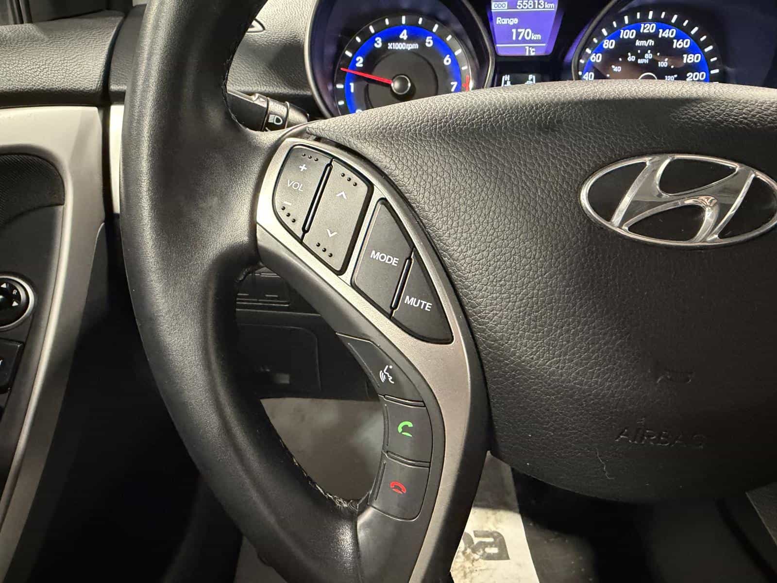 2016 Hyundai Elantra GLS - Image 14