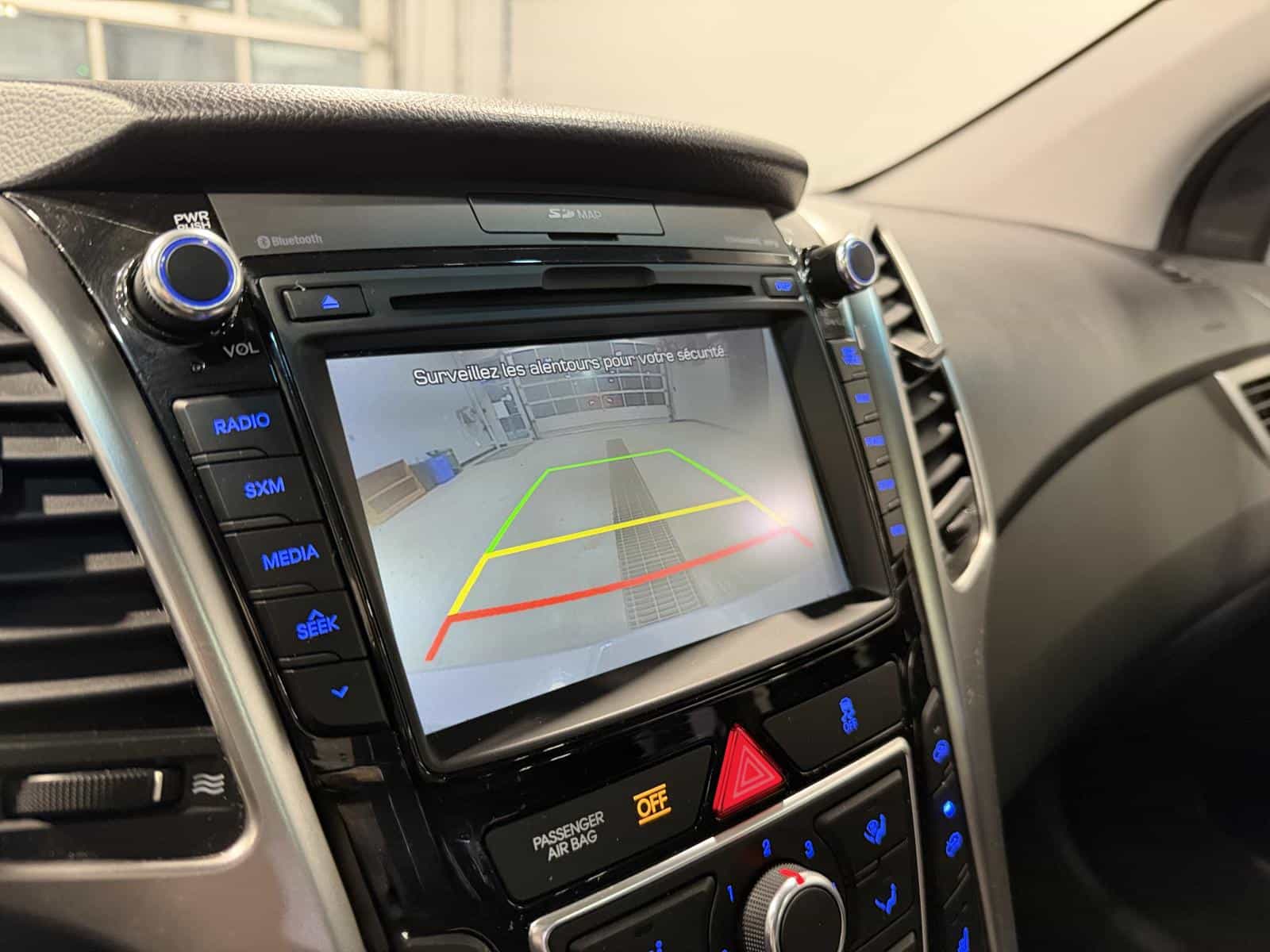 2016 Hyundai Elantra GLS - Image 19